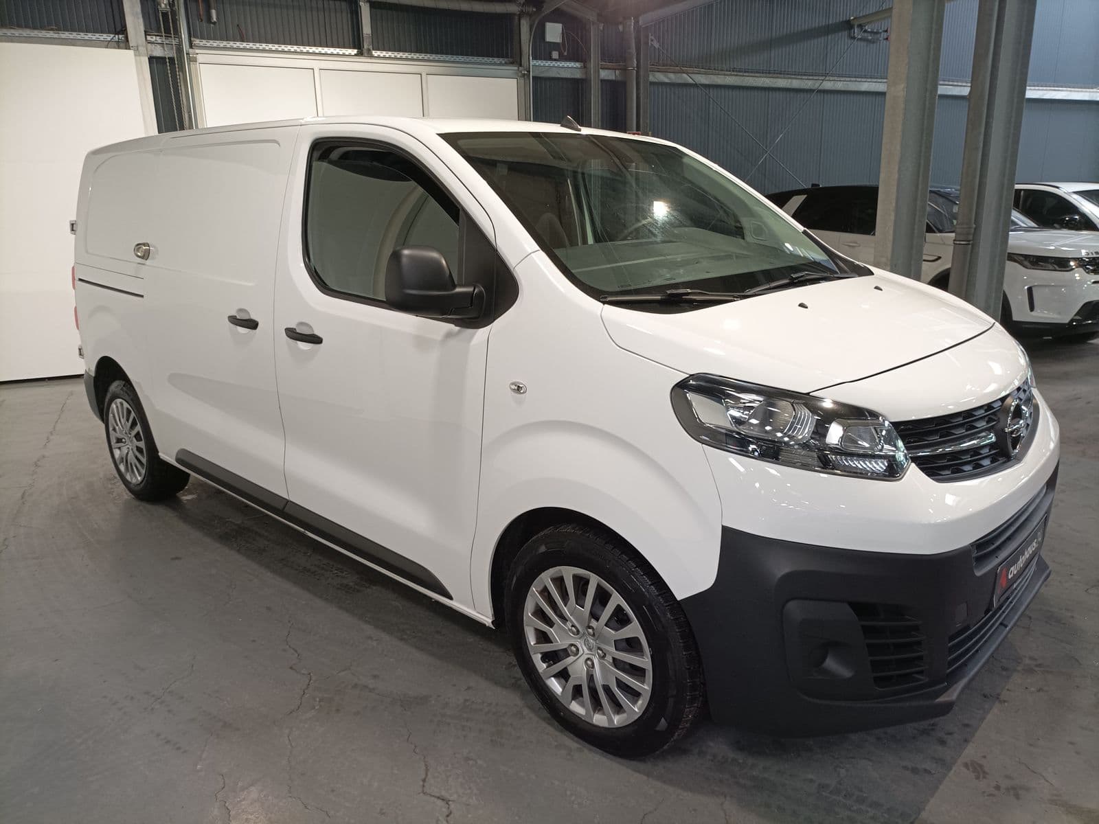 Opel Vivaro Transporter OPEL Vivaro 2.0 Diesel 106 kW Cargo M Edition Auto Kastenwagen #1