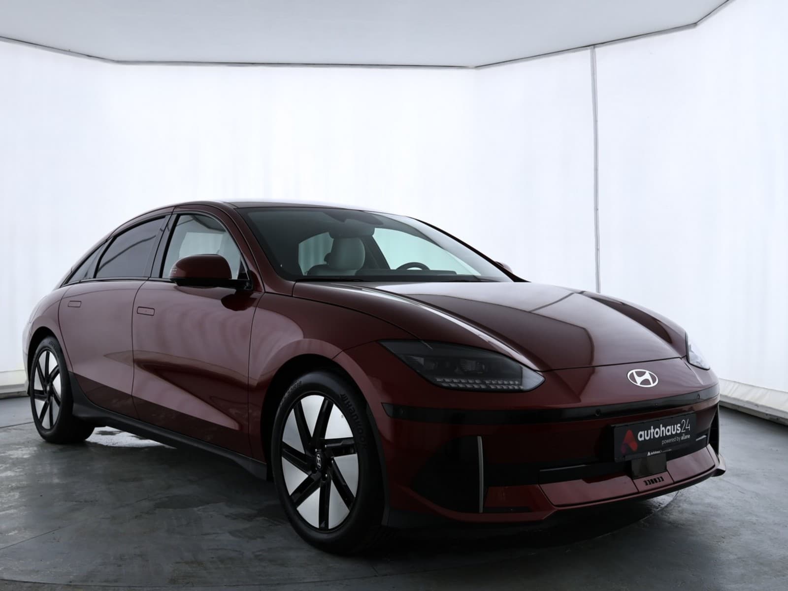 Hyundai IONIQ 6 Limousine HYUNDAI IONIQ 6 77,4kWh 168kW Dynamiq Limousine #1