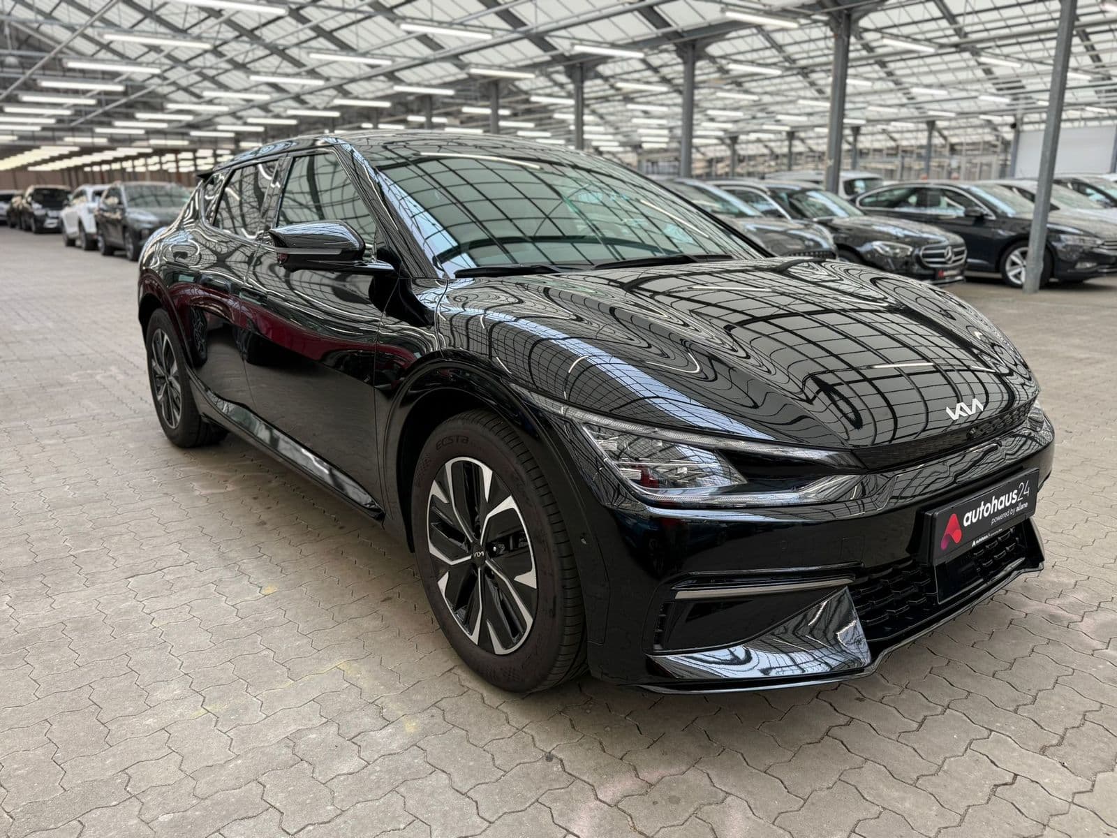 Kia EV6 SUV / Crossover / Geländewagen KIA EV6 77,4 kWh 239 kW Allradantrieb GT-Line Sports Utility Vehicle #1