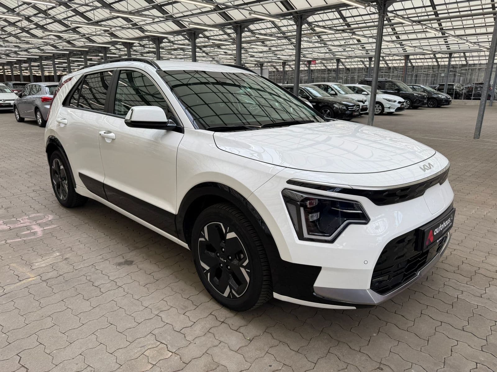 Kia Niro SUV / Crossover / Geländewagen KIA Niro EV Vision Schräghecklimousine #1