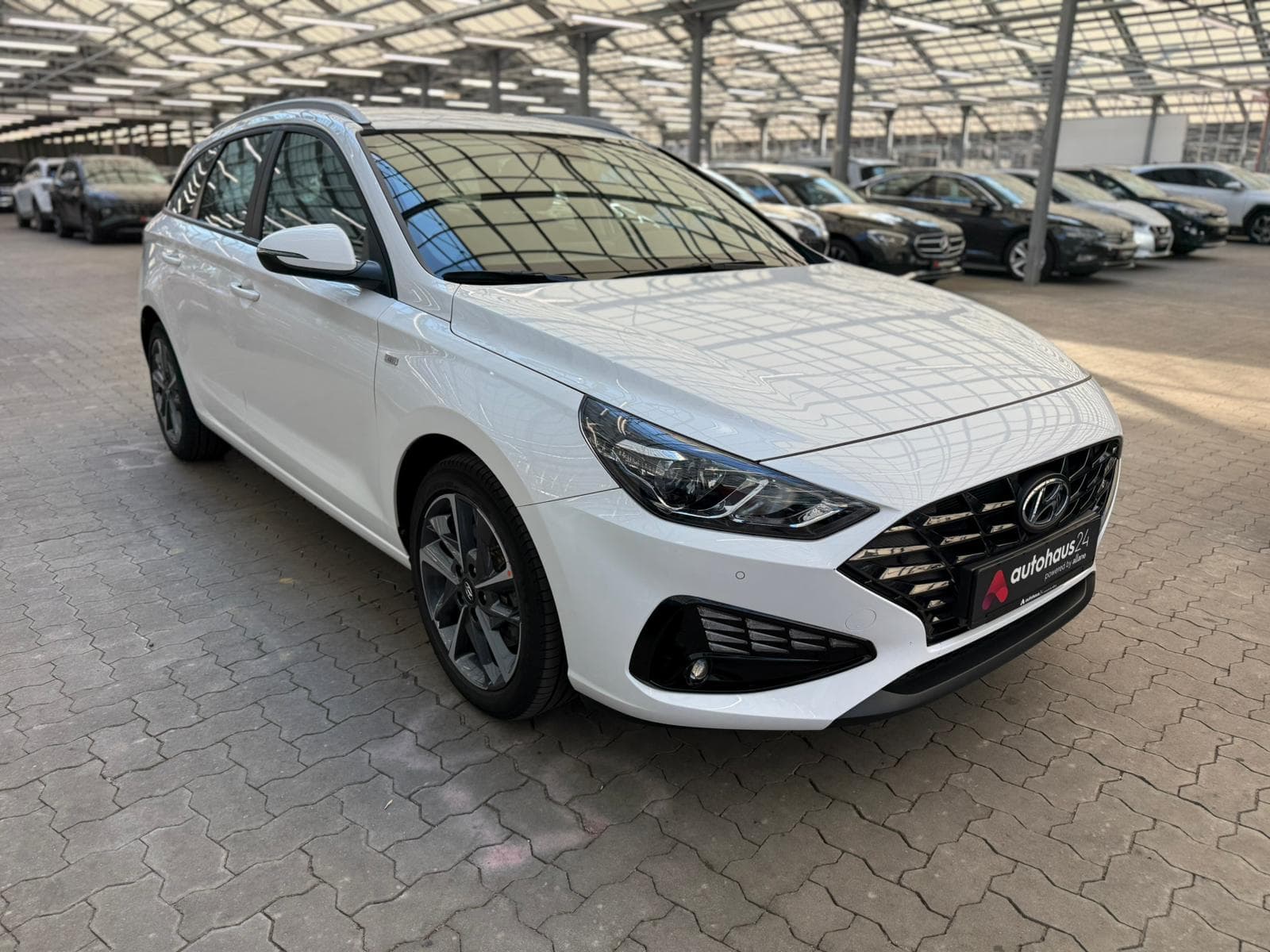 Hyundai i30 Kombi HYUNDAI i30 1.5 T-GDI Hybrid Trend Kombi #1