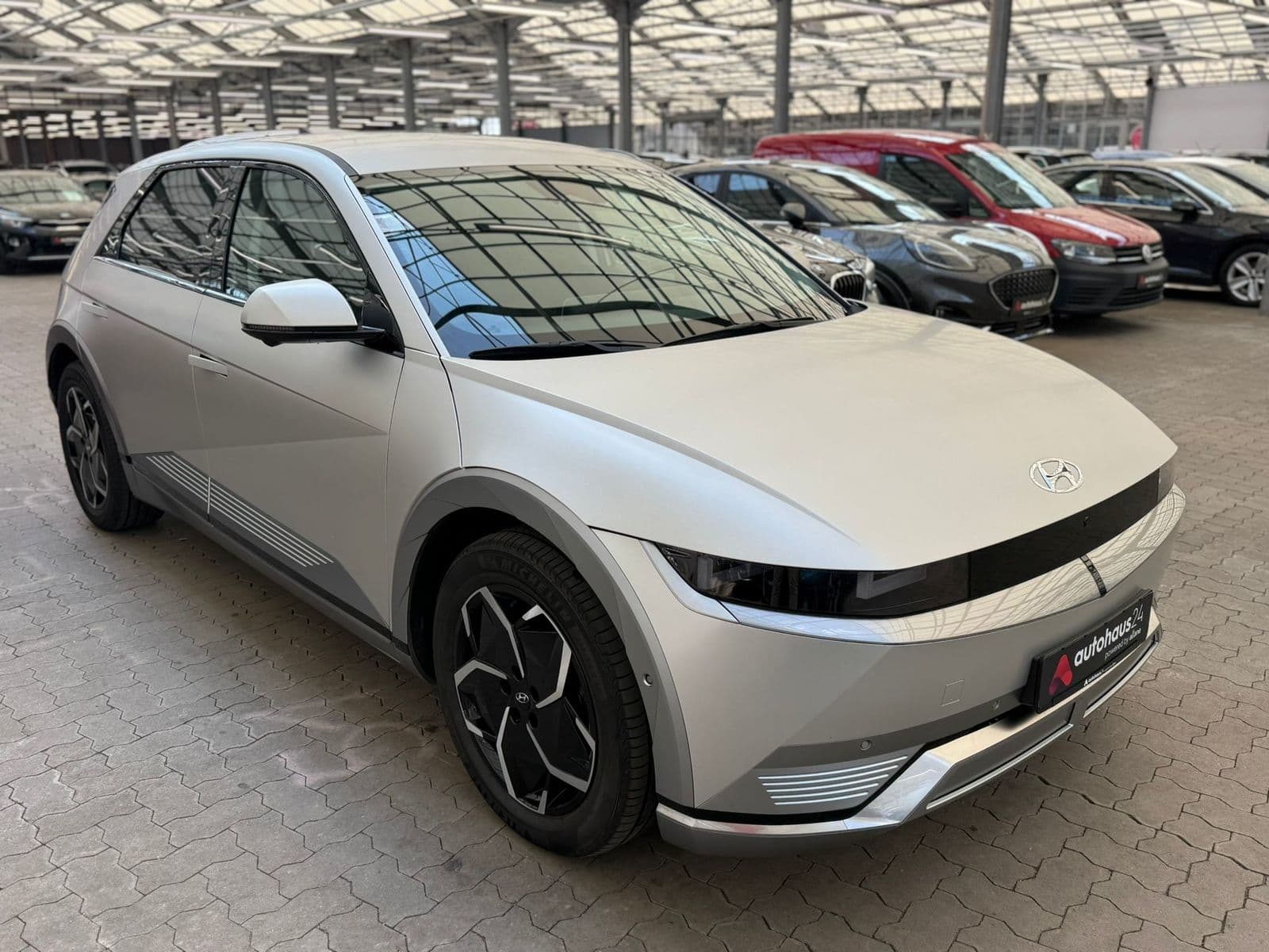 Hyundai IONIQ 5 Limousine HYUNDAI IONIQ 5 77,4 kWh Allradantrieb Sports Utility Vehicle #1