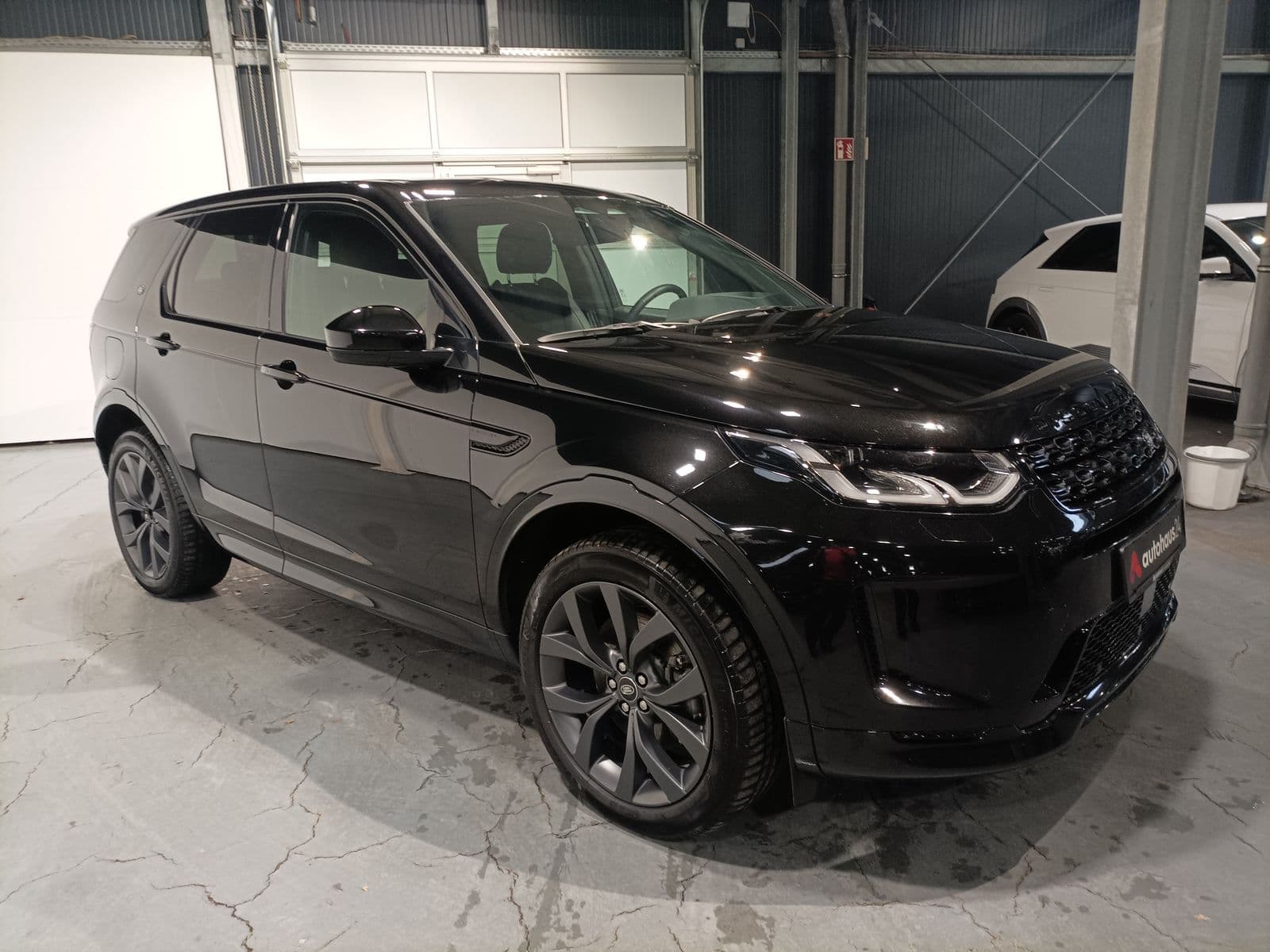 Land Rover Discovery Sport SUV / Crossover / Geländewagen LAND ROVER Discovery Sport P300e AWD Automatik R-DYNAMIC SE Sports Utility Vehic #1