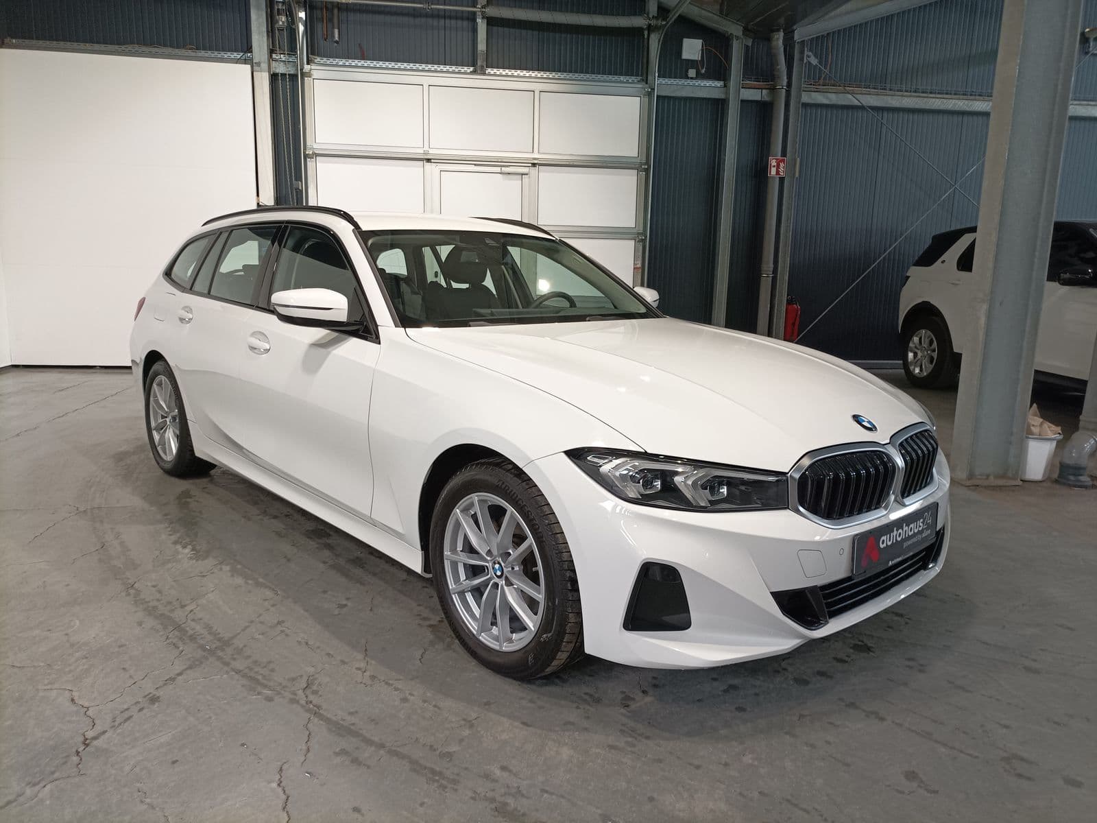 BMW 3er-Reihe Kombi BMW 3er-Reihe 320d Touring Automatik Kombi #1
