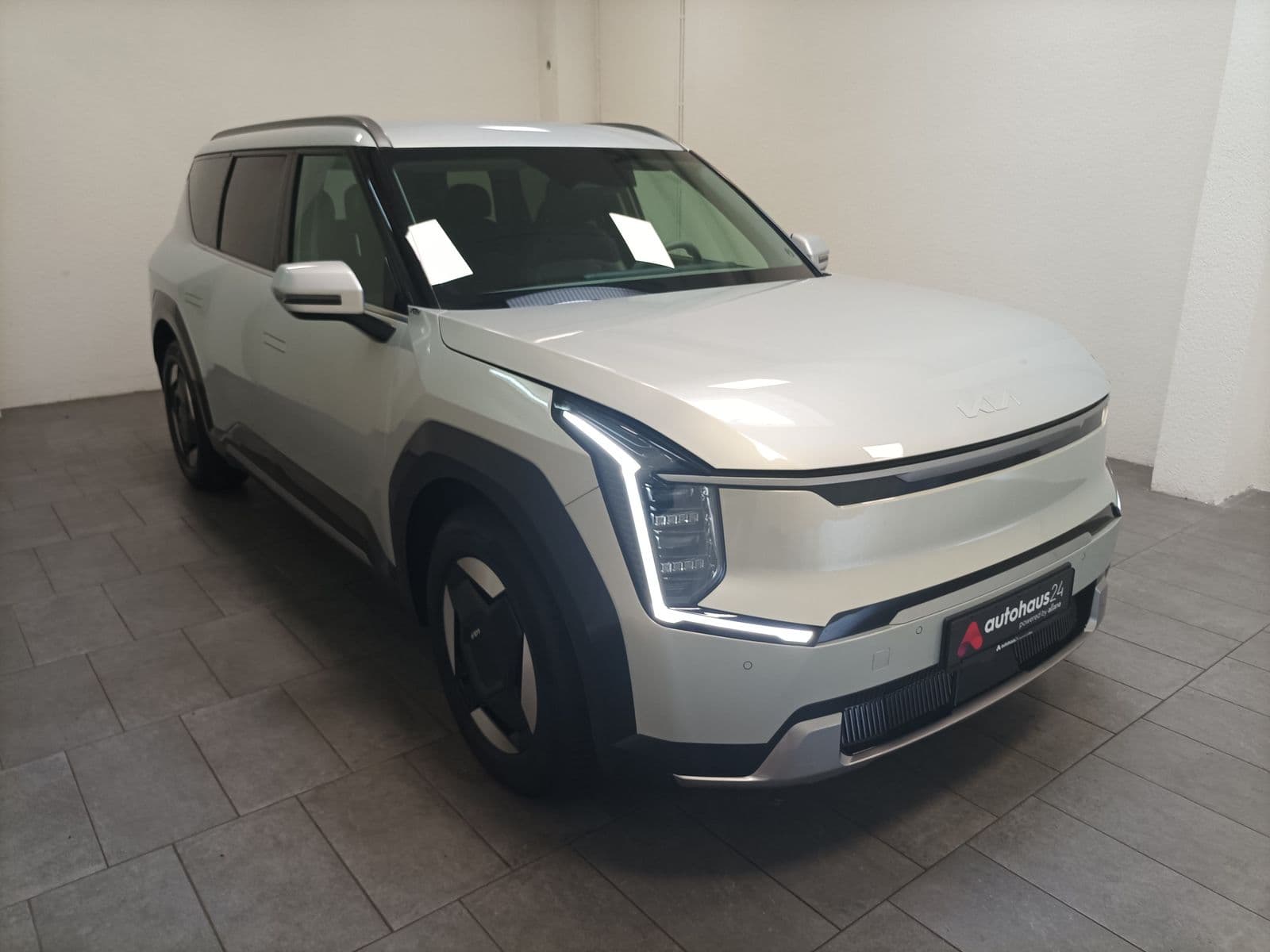 Kia EV9 SUV / Crossover / Geländewagen KIA EV9 283 kW Allradantrieb Sports Utility Vehicle #1