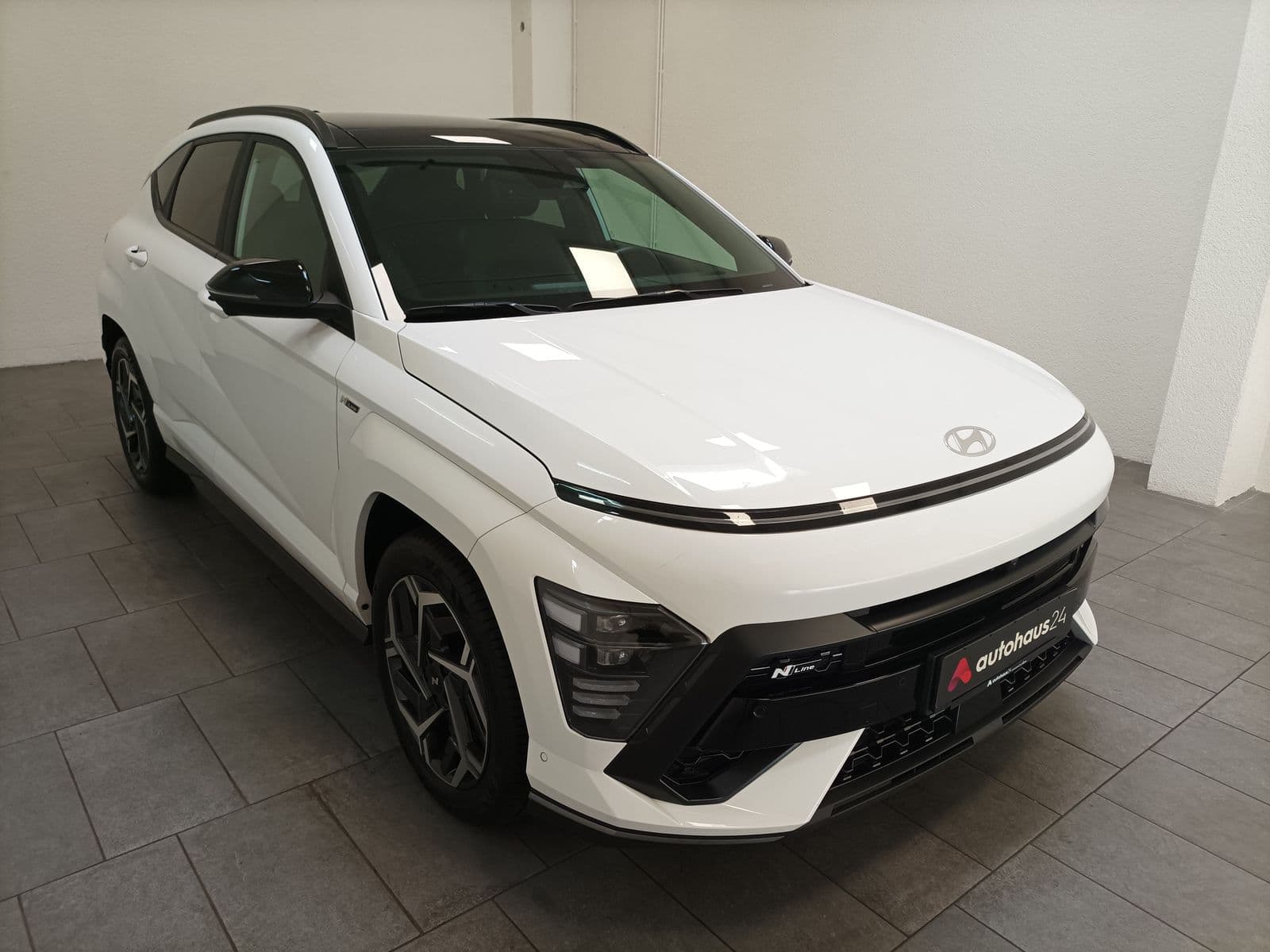 Hyundai Kona SUV / Crossover / Geländewagen HYUNDAI Kona 1.6 T-GDI N Line DCT 4WD Sports Utility Vehicle #1