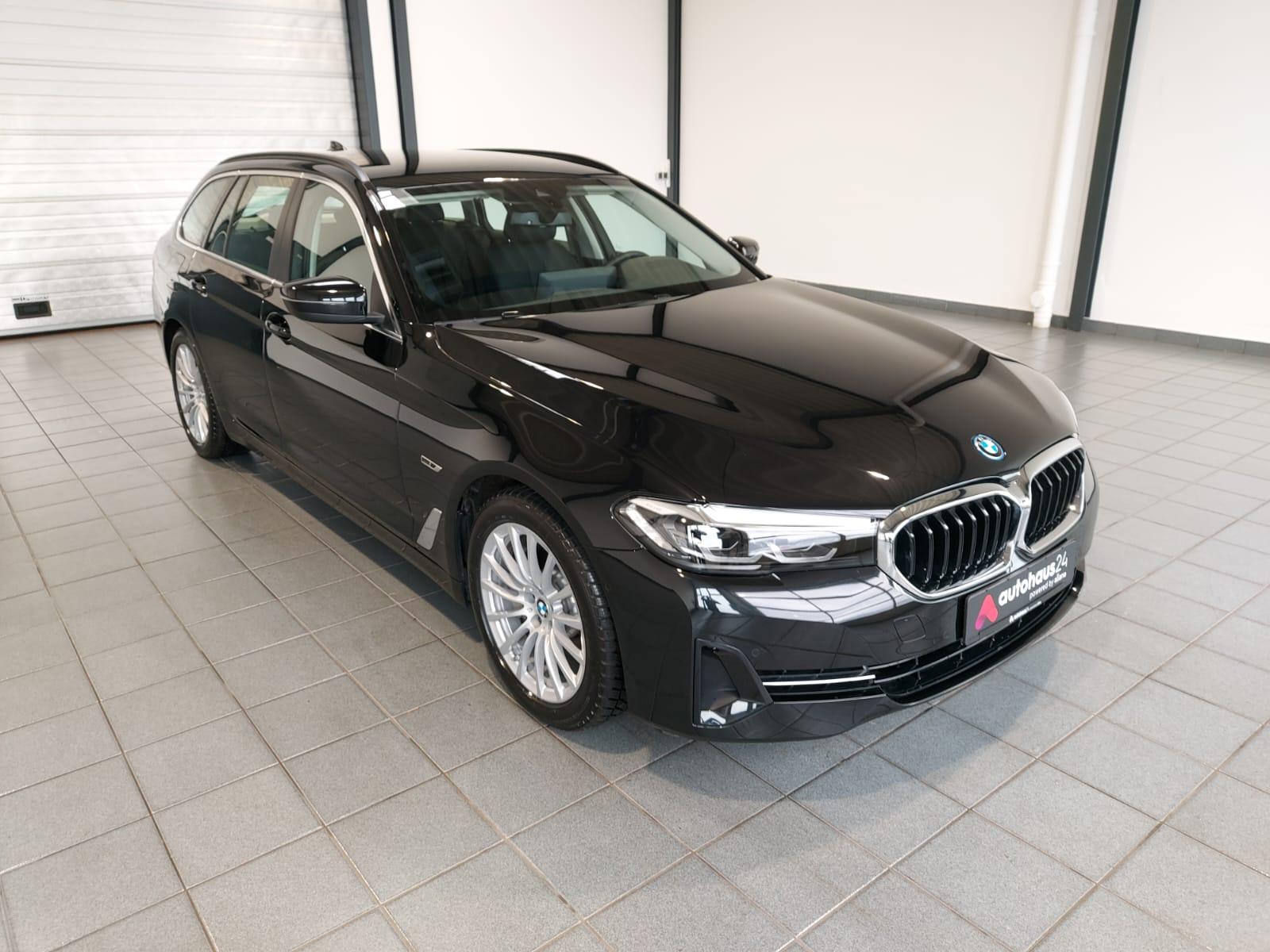 BMW 5er-Reihe Kombi BMW 5er-Reihe 530e xDrive Touring A Kombi