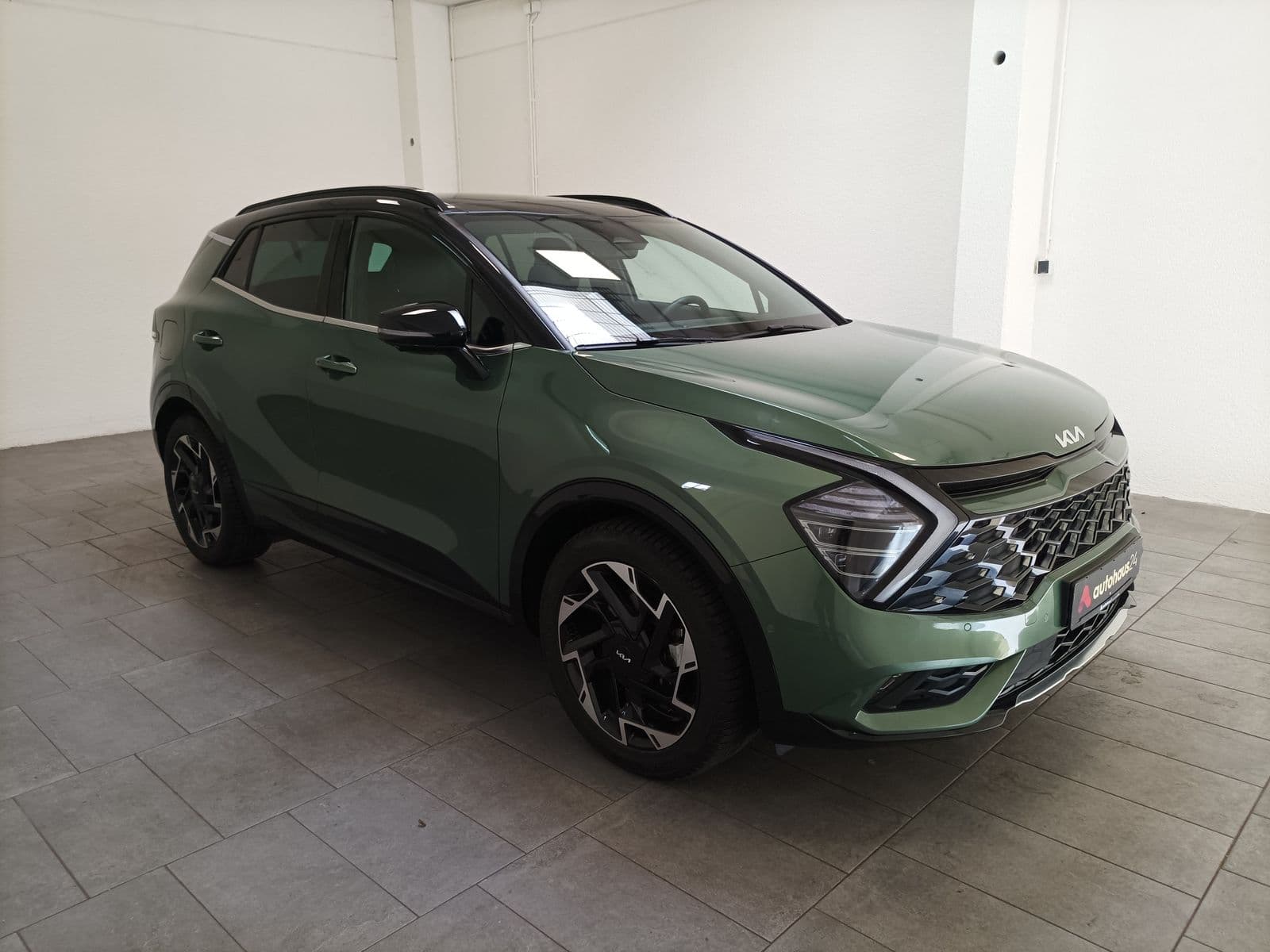 Kia Sportage SUV / Crossover / Geländewagen KIA Sportage 1.6 T-GDI Plug-in Hybr. Auto GT-line AWD Sports Utility Vehicle #1