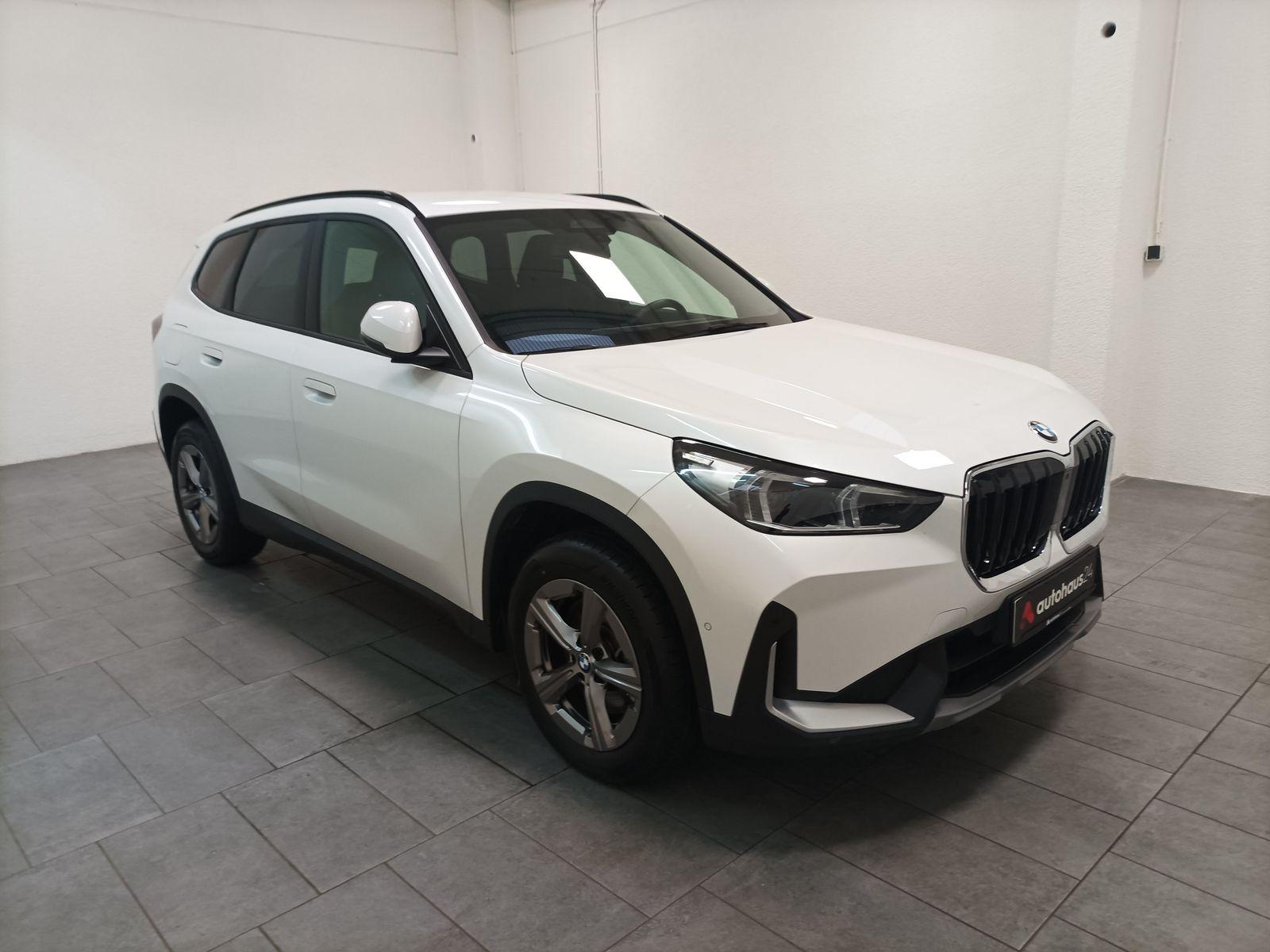 BMW X1 SUV / Crossover / Geländewagen BMW X1 sDrive20i Steptronic Sports Utility Vehicle