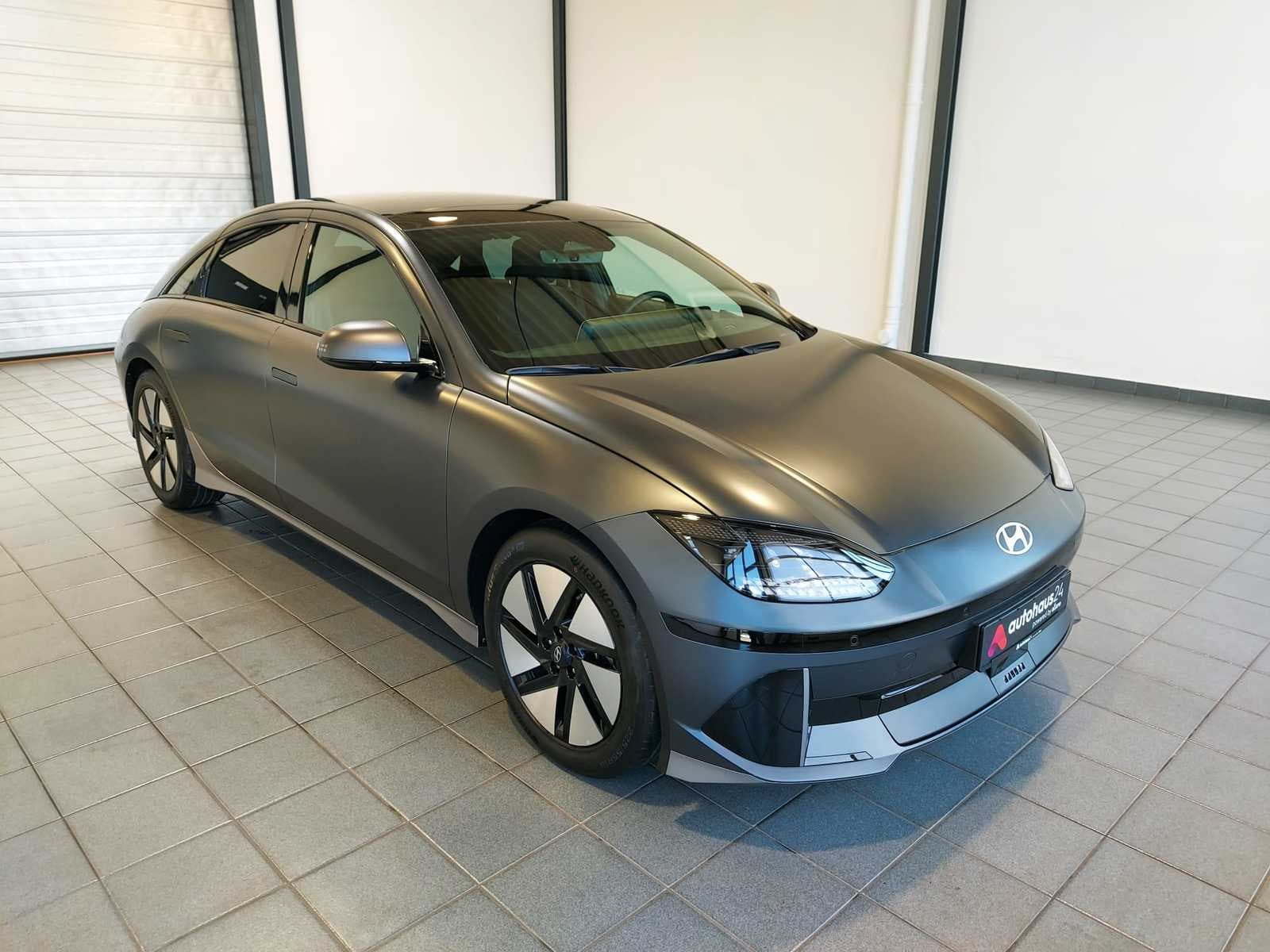 Hyundai IONIQ 6 Limousine HYUNDAI IONIQ 6 77,4kWh 168kW Dynamiq Limousine #1