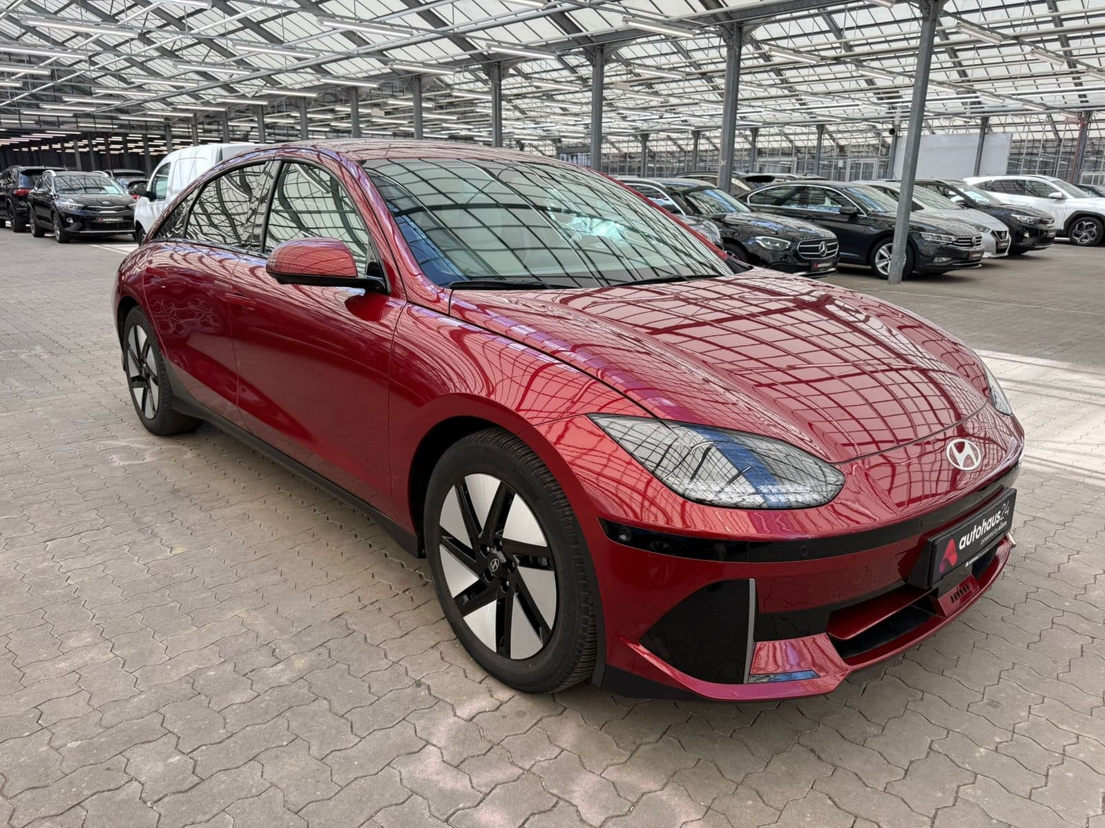 Hyundai IONIQ 6 Limousine HYUNDAI IONIQ 6 77,4kWh 168kW Dynamiq Limousine #1