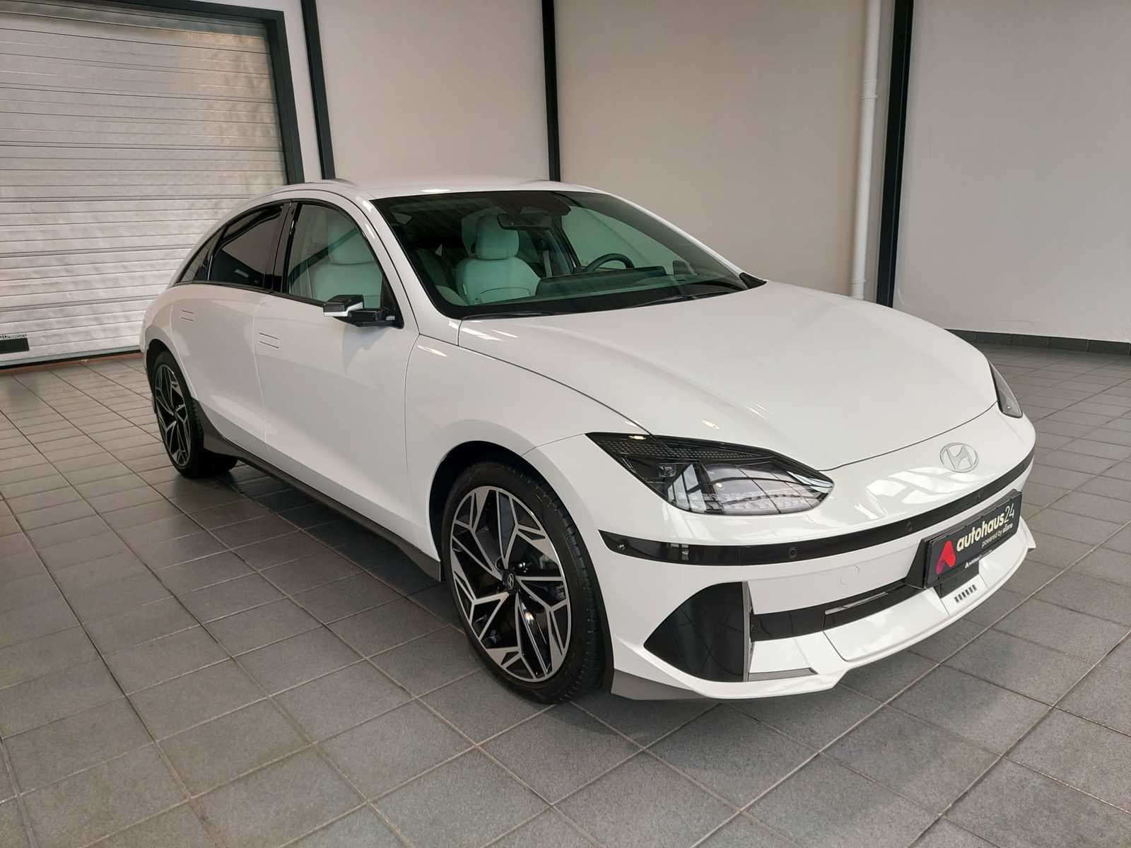 Hyundai IONIQ 6 Limousine HYUNDAI IONIQ 6 77,4kWh 168kW Dynamiq Limousine #1