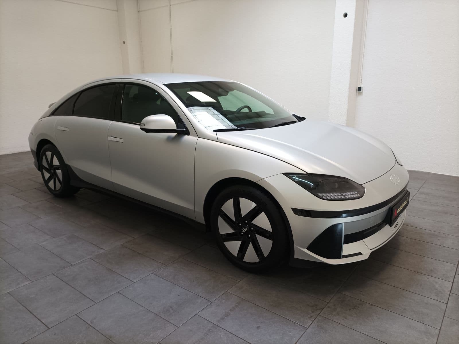 Hyundai IONIQ 6 Limousine HYUNDAI IONIQ 6 53kWh 111kW Limousine #1