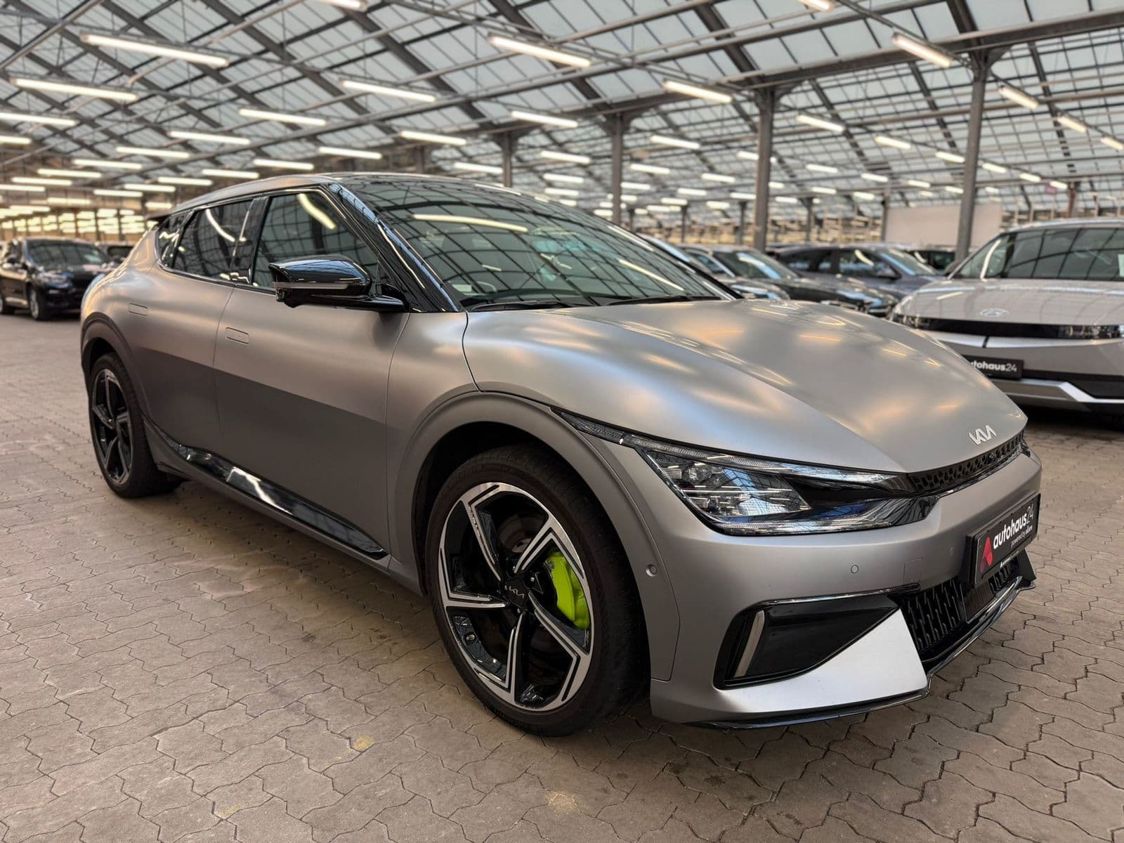 Kia EV6 SUV / Crossover / Geländewagen KIA EV6 77,4 kWh 430 kW Allradantrieb GT Sports Utility Vehicle #1