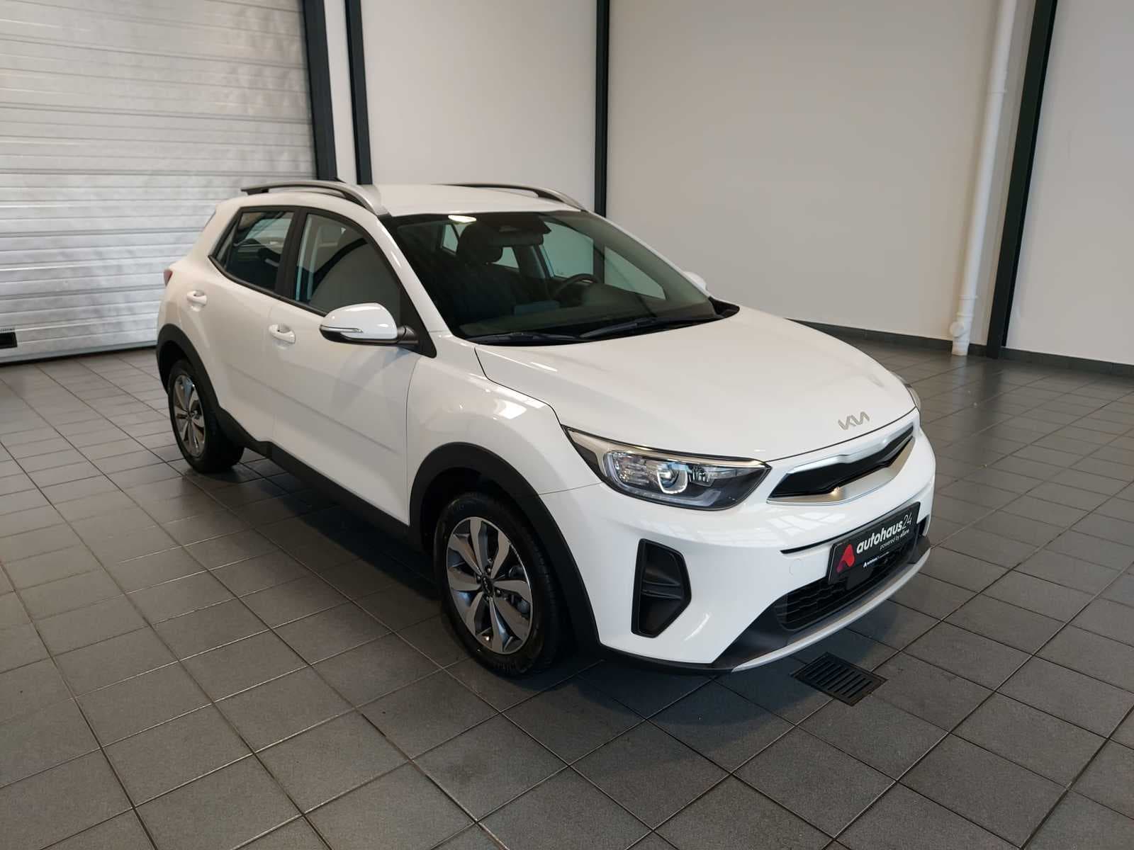 Kia Stonic SUV / Crossover / Geländewagen KIA Stonic 1.0 T-GDI 100 Vision Sports Utility Vehicle #1