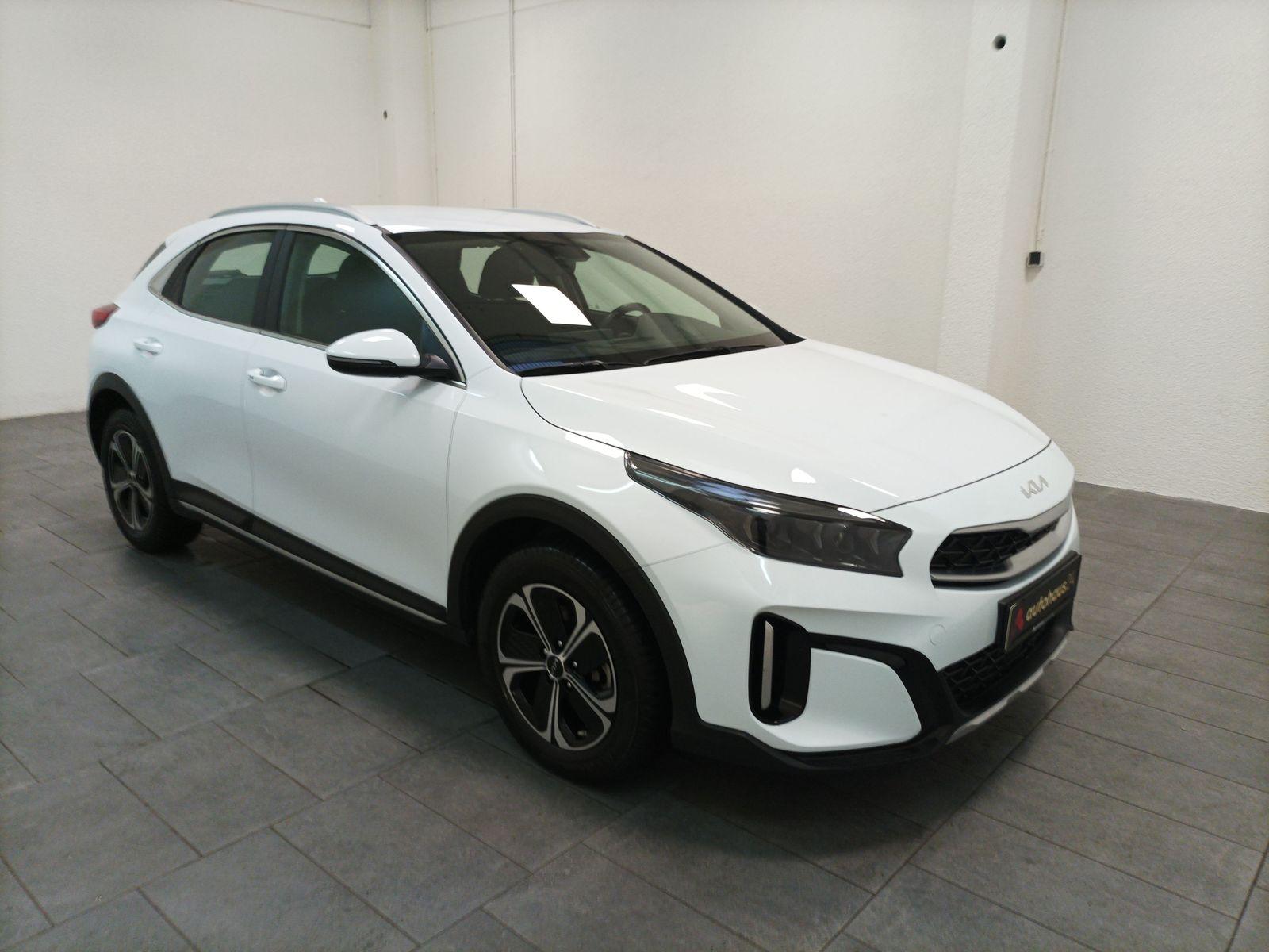 Kia XCeed SUV / Crossover / Geländewagen KIA XCeed 1.6 GDI Plug-In Hybrid DCT6 Vision Sports Utility Vehicle