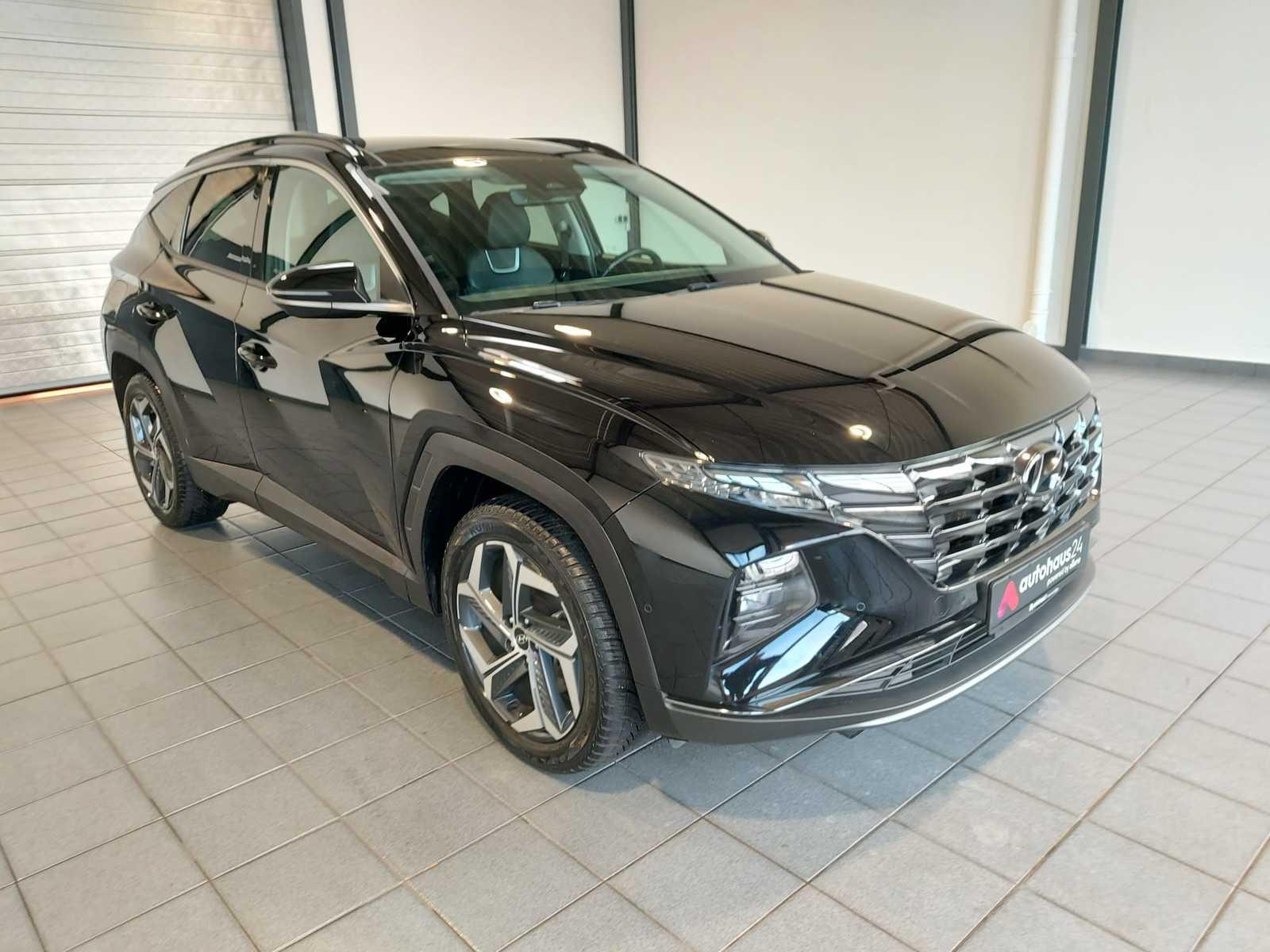 Hyundai Tucson SUV / Crossover / Geländewagen HYUNDAI Tucson 1.6 T-GDI Plug-in Hybrid 4WD Auto Sports Utility Vehicle