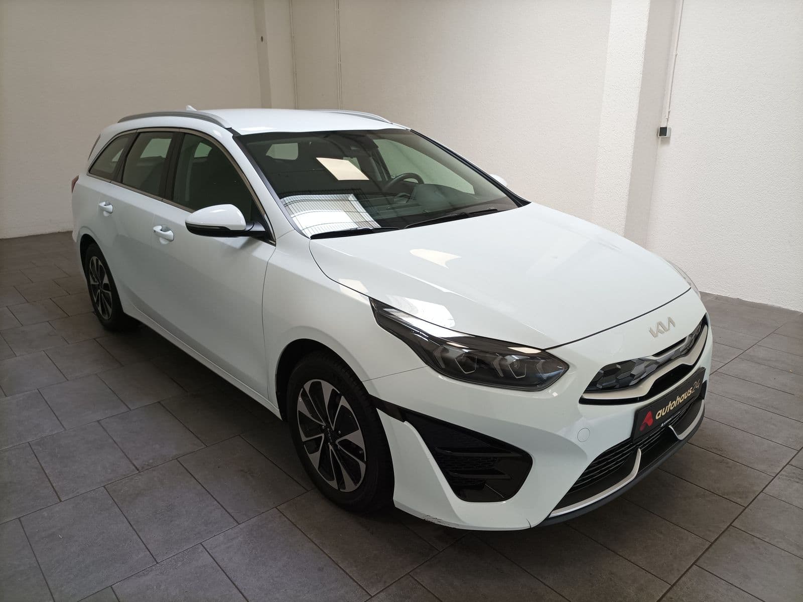 Kia Ceed Kombi KIA Ceed 1.6 GDI Plug-In Hybrid Vision Sportsw. Kombi #1