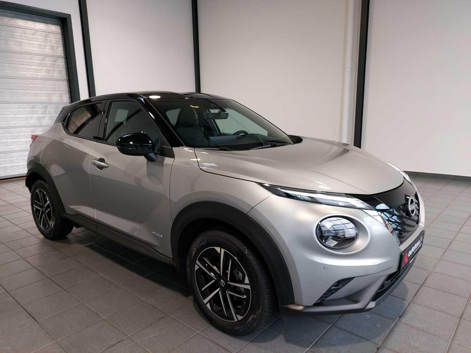 Nissan JUKE SUV / Crossover / Geländewagen NISSAN JUKE 1.6 Visia Sports Utility Vehicle