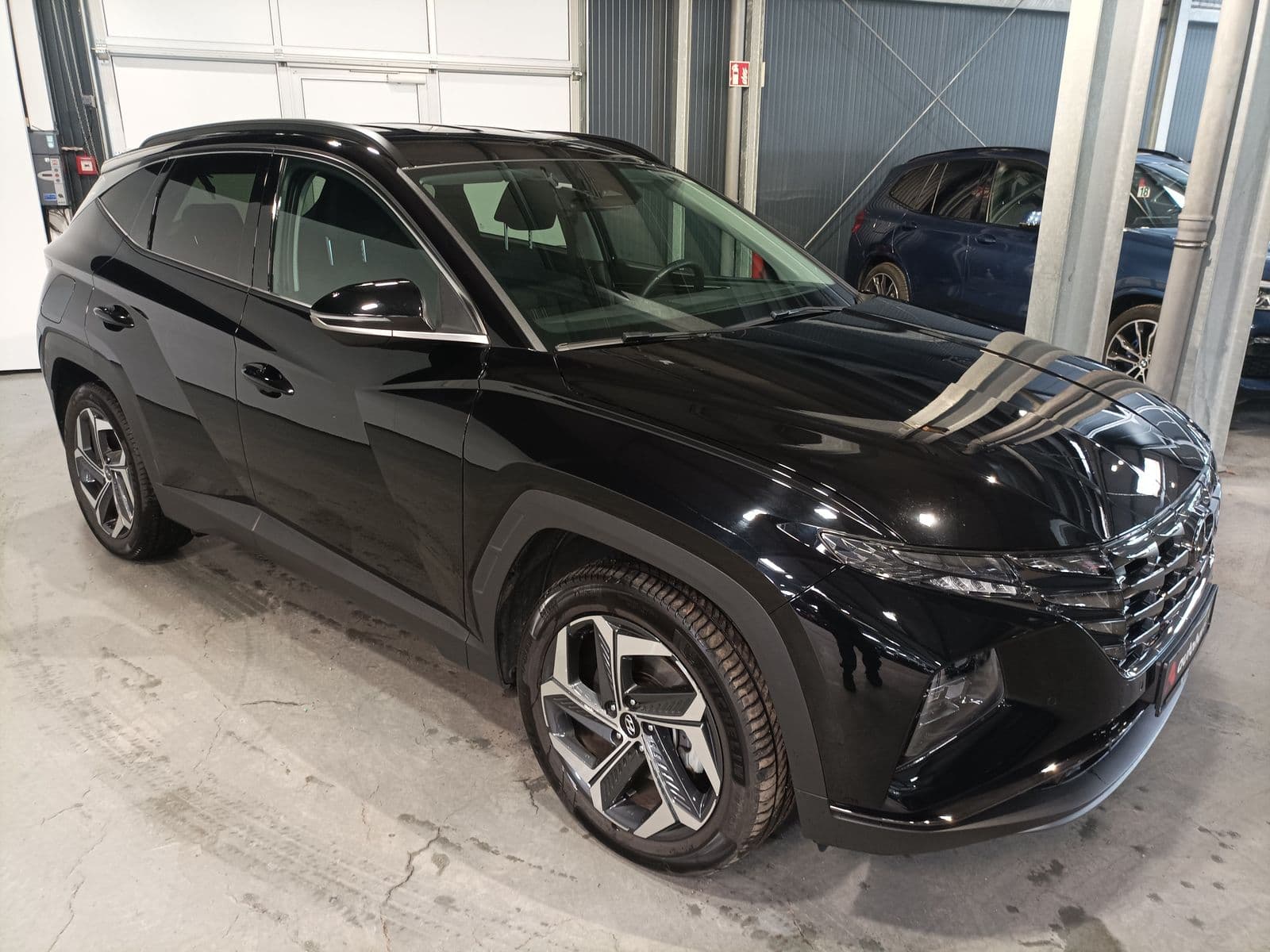 Hyundai Tucson SUV / Crossover / Geländewagen HYUNDAI Tucson 1.6 T-GDI Plug-in Hybrid 4WD Auto Sports Utility Vehicle