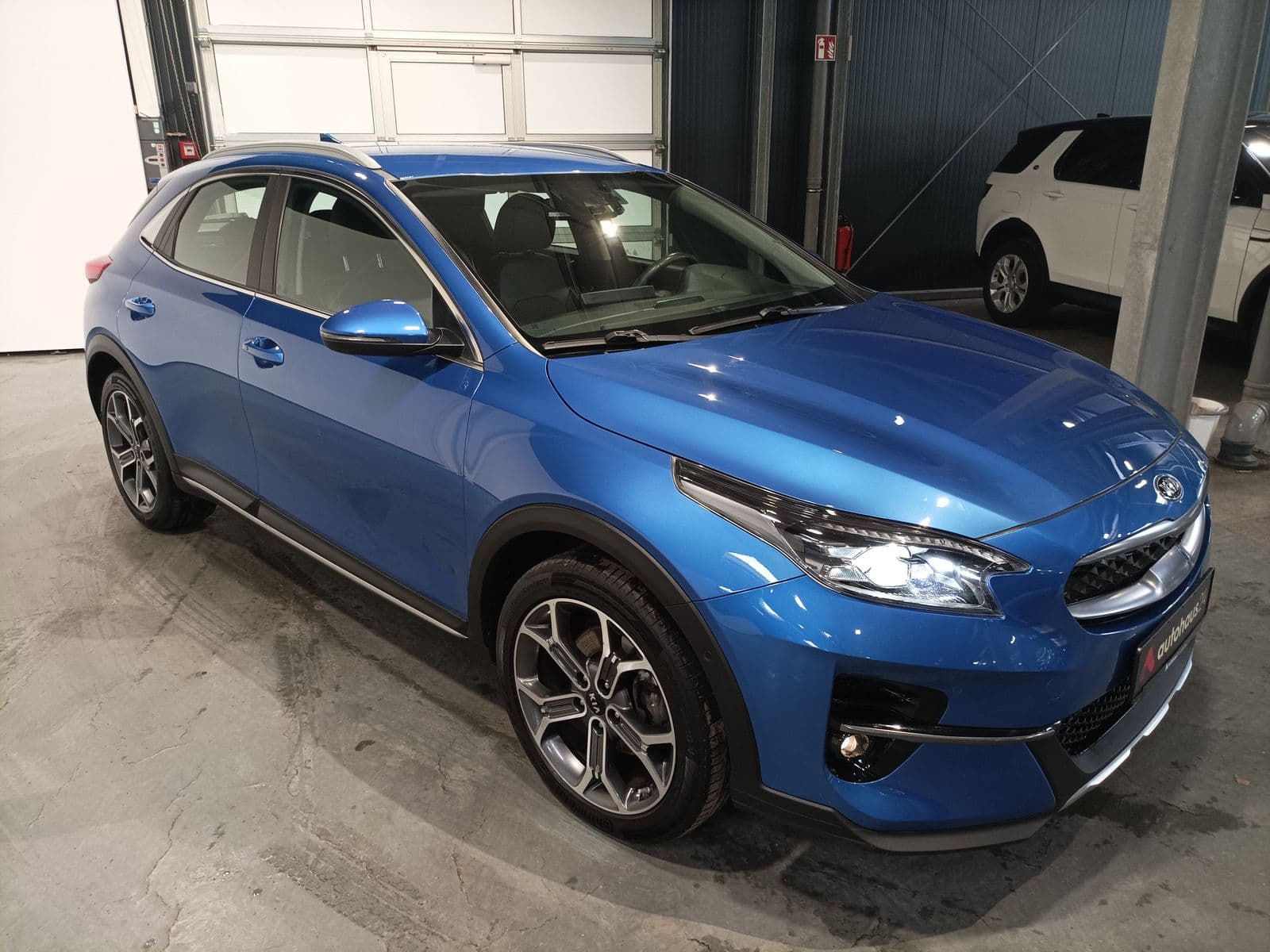 Kia XCeed SUV / Crossover / Geländewagen KIA XCeed 1.6 GDI Plug-In Hybrid DCT6 Spirit Sports Utility Vehicle
