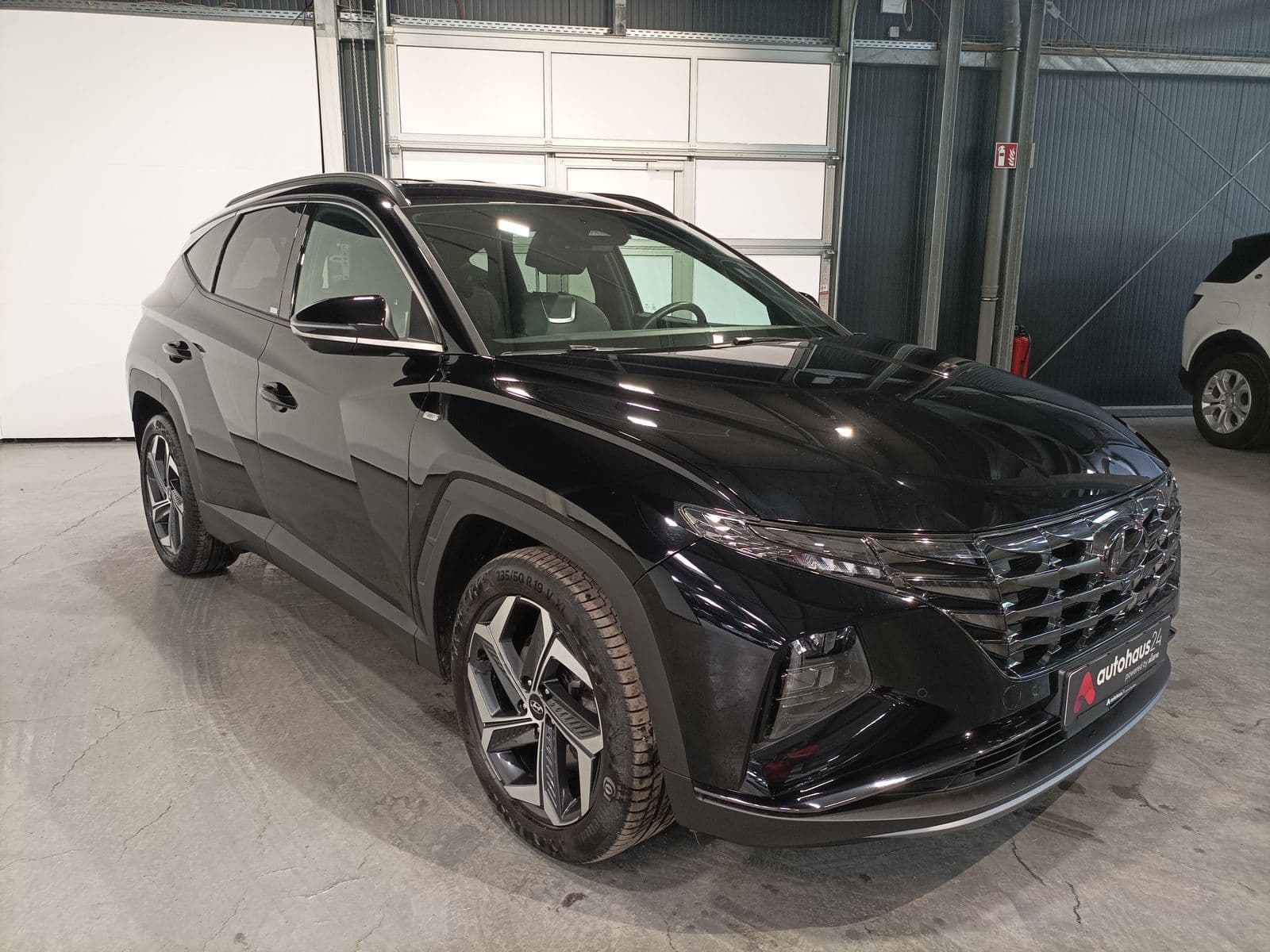 Hyundai Tucson SUV / Crossover / Geländewagen HYUNDAI Tucson 1.6 Turbo Intro Edition Allrad Sports Utility Vehicle #1