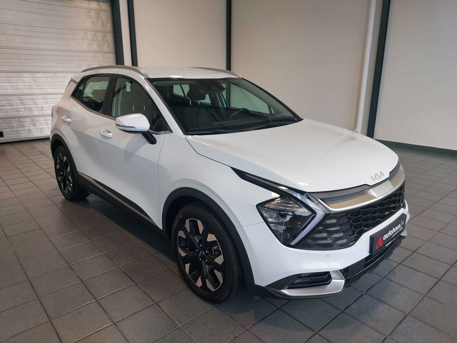 Kia Sportage SUV / Crossover / Geländewagen KIA Sportage 1.6 T-GDI Plug-in Hybrid Auto Vision AWD Sports Utility Vehicle #1