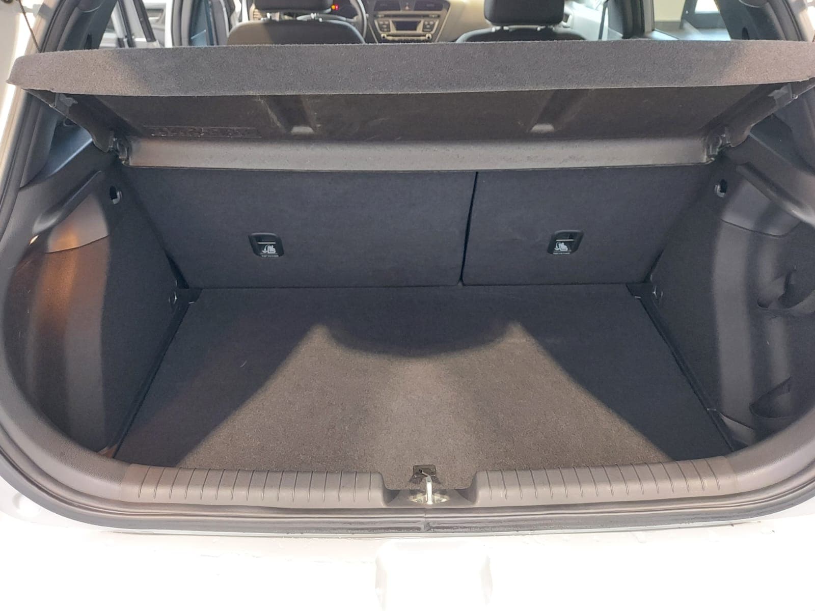 Hyundai i20 Limousine i20 1.2 Pure (EURO 6d-TEMP) #6