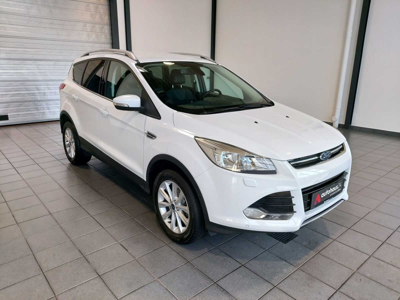 Ford Kuga SUV / Crossover / Geländewagen FORD Kuga 1,5 EcoB. 4x2 110kW Black & Silver Auto Sports Utility Vehicle #1