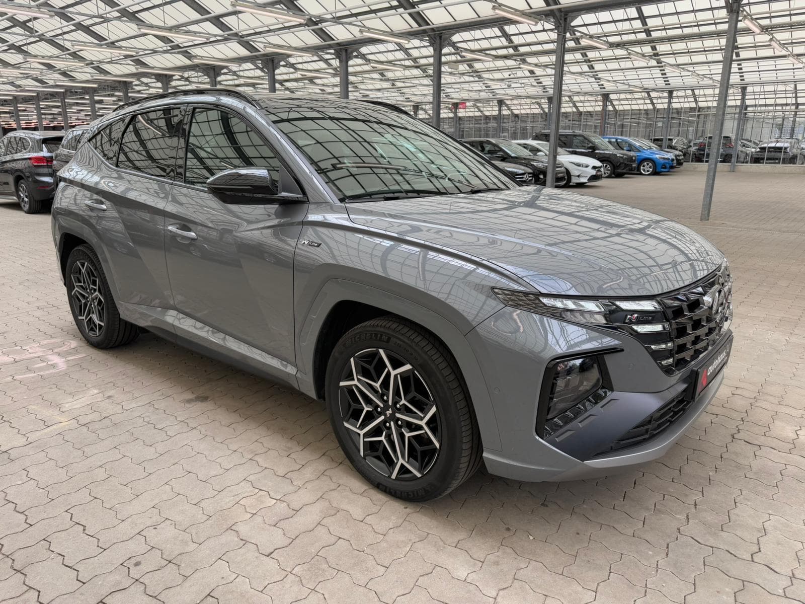 Hyundai Tucson SUV / Crossover / Geländewagen HYUNDAI Tucson 1.6 T-GDI Plug-in Hybrid 4WD Auto Sports Utility Vehicle #1