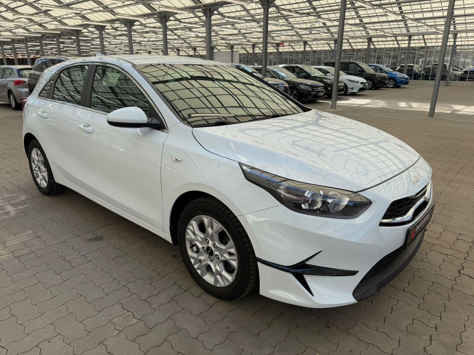 Kia Ceed Limousine KIA Ceed 1.5 T-GDI Vision Schräghecklimousine #1