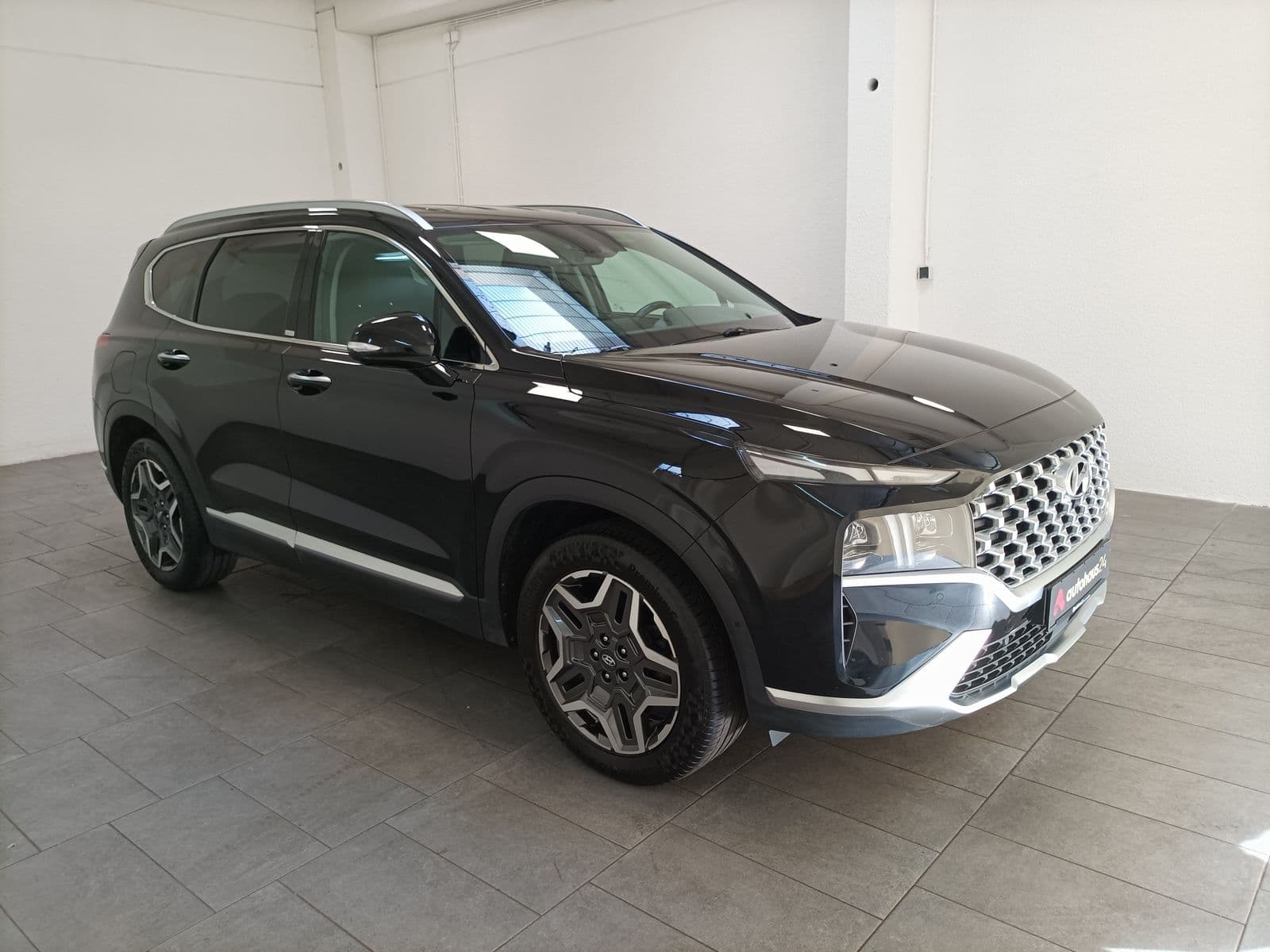 Hyundai Santa Fe SUV / Crossover / Geländewagen HYUNDAI Santa Fe 1.6 T-GDI Plug-in Hybrid 4WD Auto Sports Utility Vehicle #1