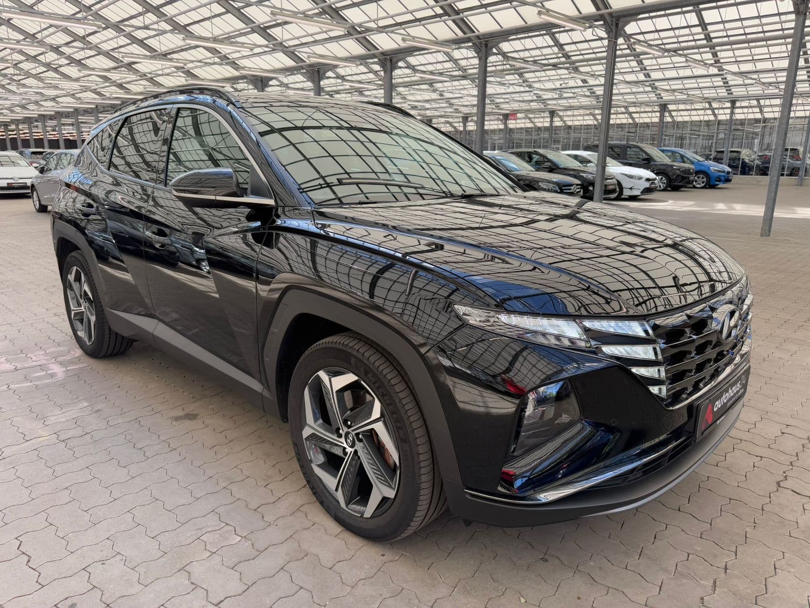 Hyundai Tucson SUV / Crossover / Geländewagen HYUNDAI Tucson 1.6 T-GDI Plug-in Hybrid 4WD Auto Sports Utility Vehicle #1
