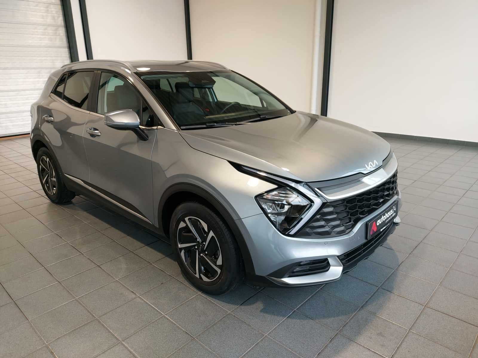 Kia Sportage SUV / Crossover / Geländewagen KIA Sportage 1.6 T-GDI Hybrid Vision Auto AWD Sports Utility Vehicle #1