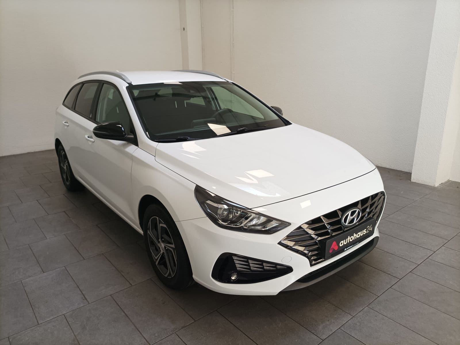 Hyundai i30 Kombi HYUNDAI i30 1.0 T-GDI Pure Kombi #1