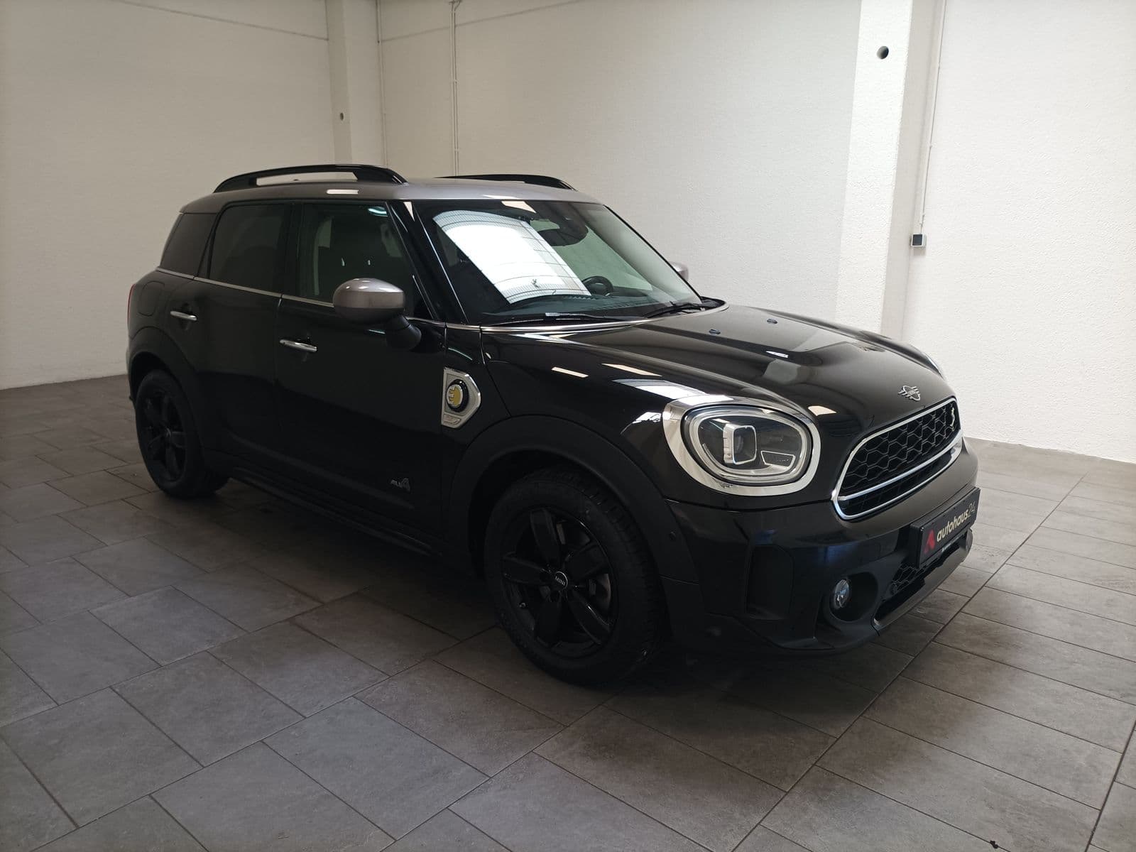 MINI Countryman SUV / Crossover / Geländewagen MINI Countryman Cooper SE ALL4 Essential Trim Schräghecklimousine #1