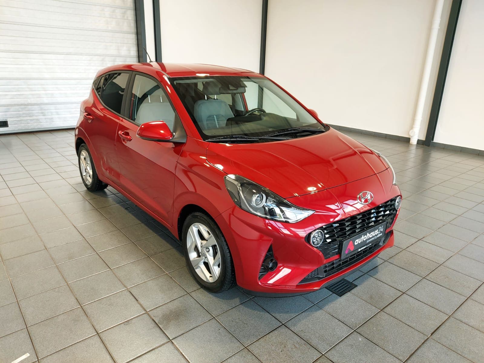 Hyundai i10 Limousine HYUNDAI i10 1.2 Trend Schräghecklimousine #1