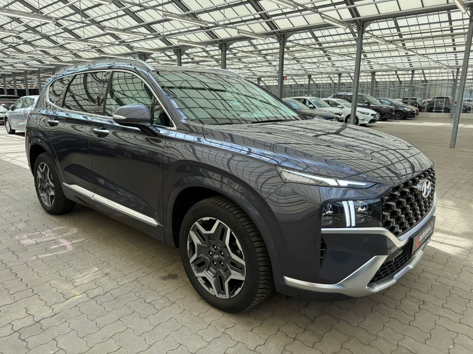 Hyundai Santa Fe SUV / Crossover / Geländewagen HYUNDAI Santa Fe 1.6 T-GDI Plug-in Hybrid 4WD Auto Sports Utility Vehicle #1