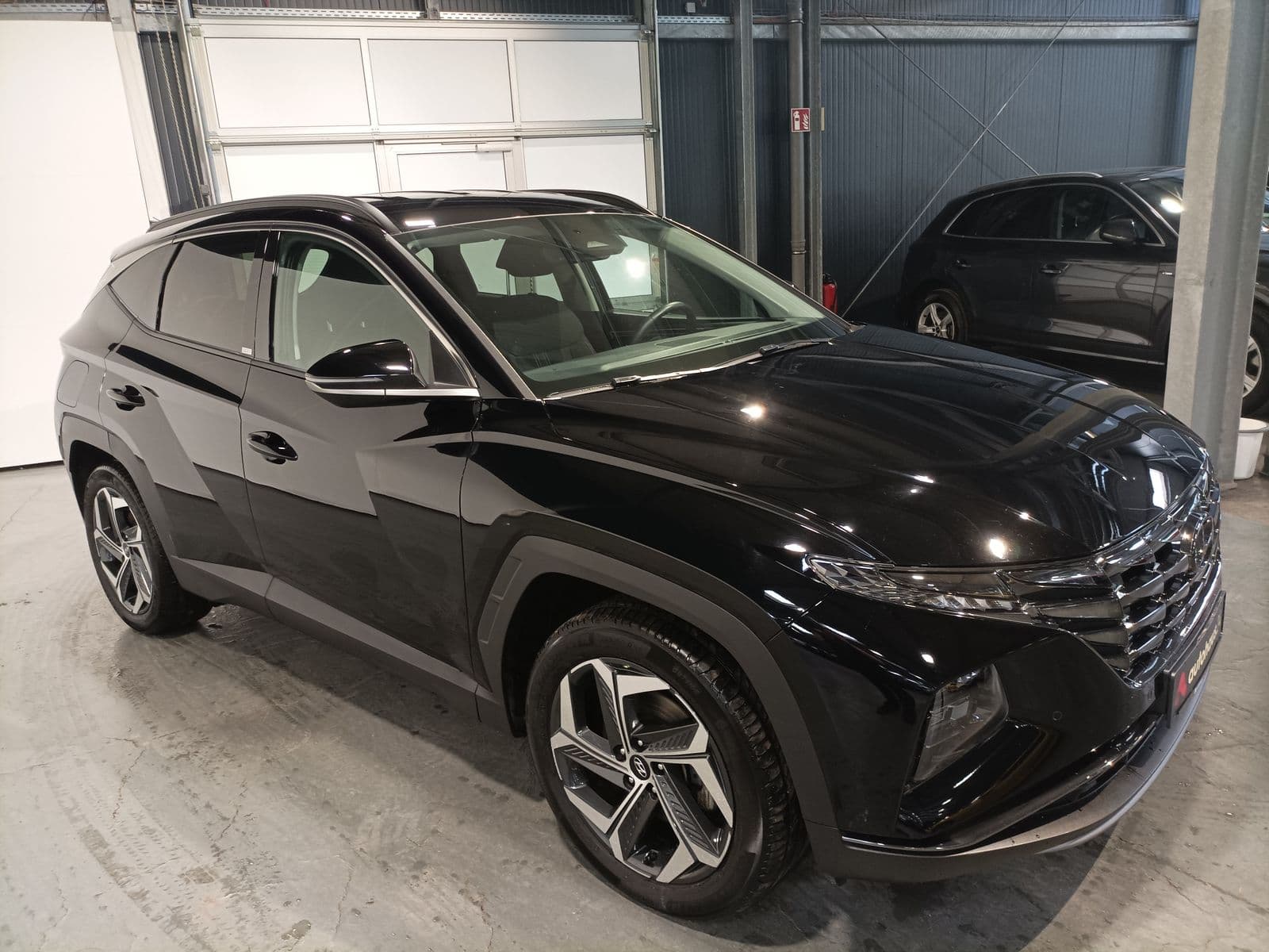Hyundai Tucson SUV / Crossover / Geländewagen HYUNDAI Tucson 1.6 T-GDI Plug-in Hybrid 4WD Auto Sports Utility Vehicle #1