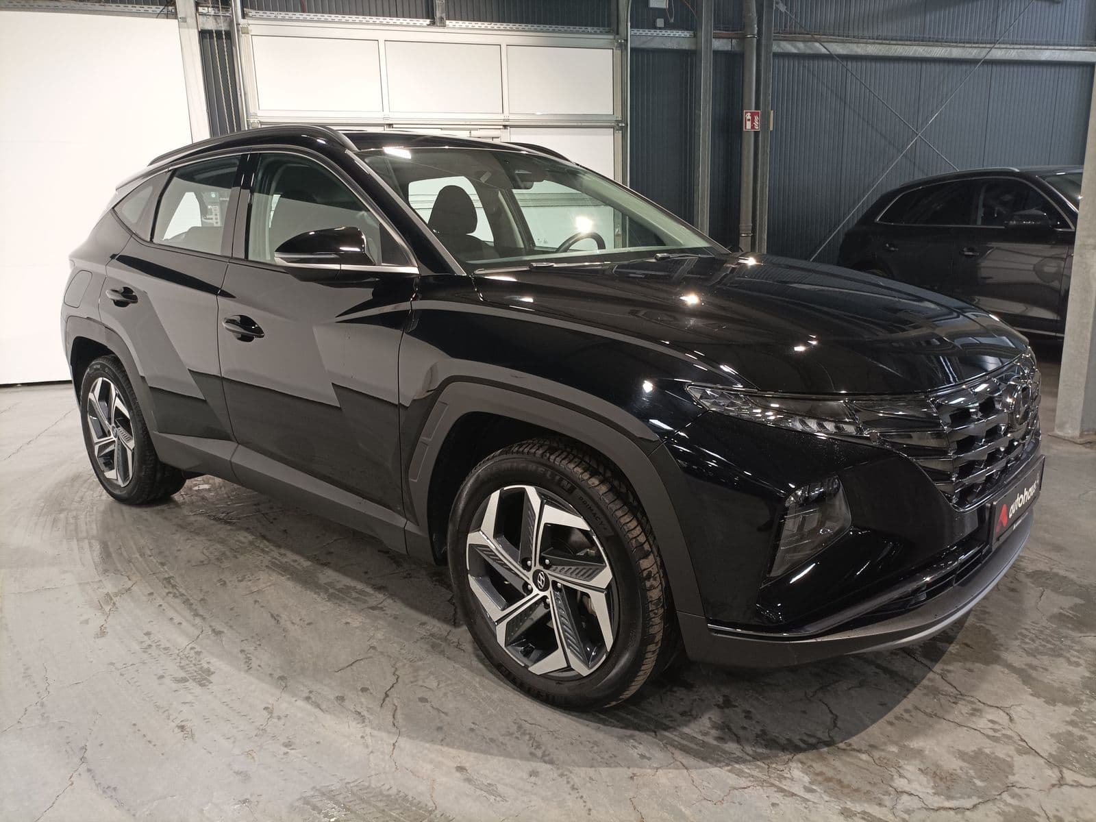 Hyundai Tucson SUV / Crossover / Geländewagen HYUNDAI Tucson 1.6 T-GDI Plug-in Hybrid 4WD Auto Sports Utility Vehicle #1