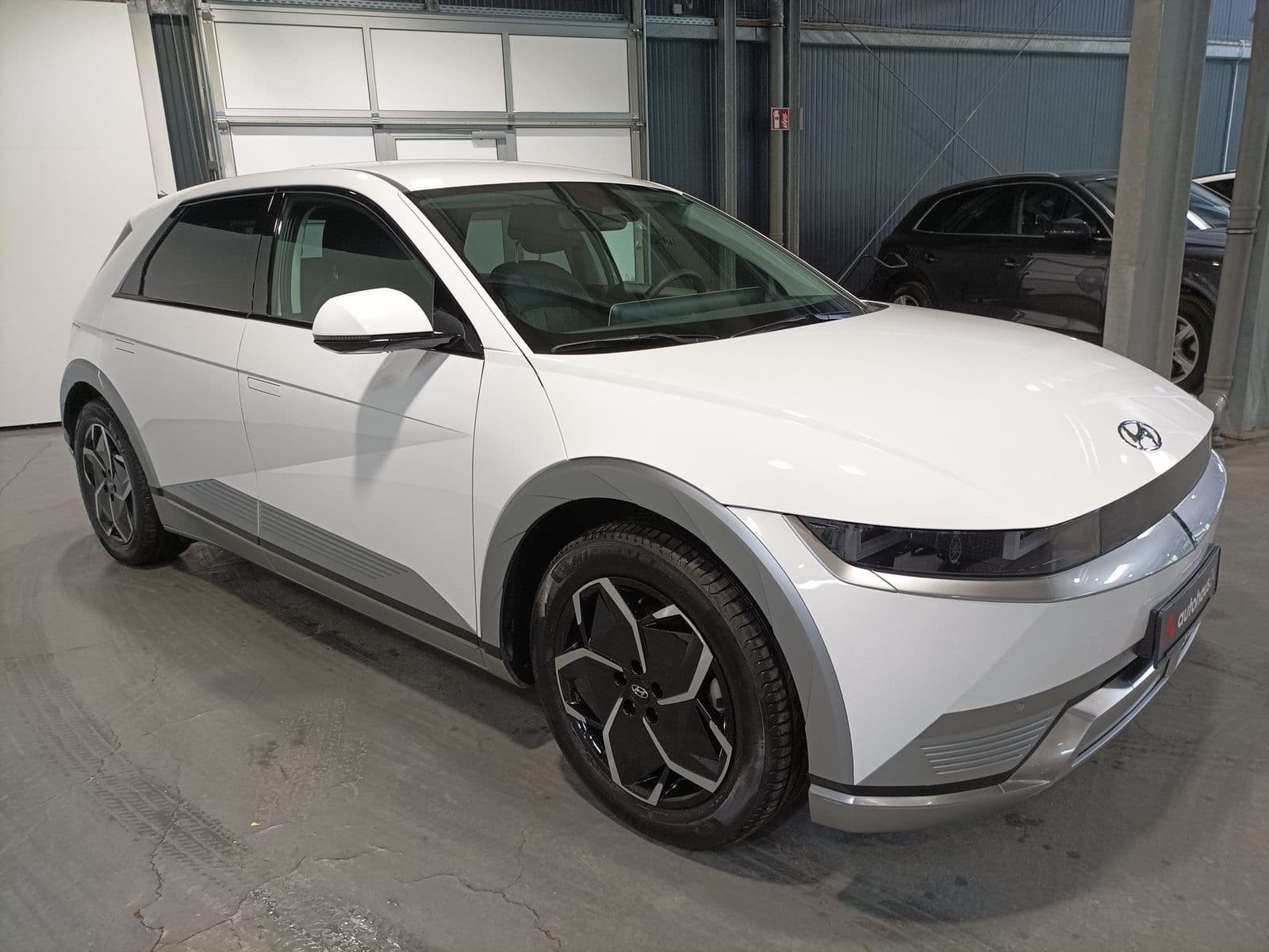Hyundai IONIQ 5 Limousine HYUNDAI IONIQ 5 77,4 kWh Heckantrieb Sports Utility Vehicle #1