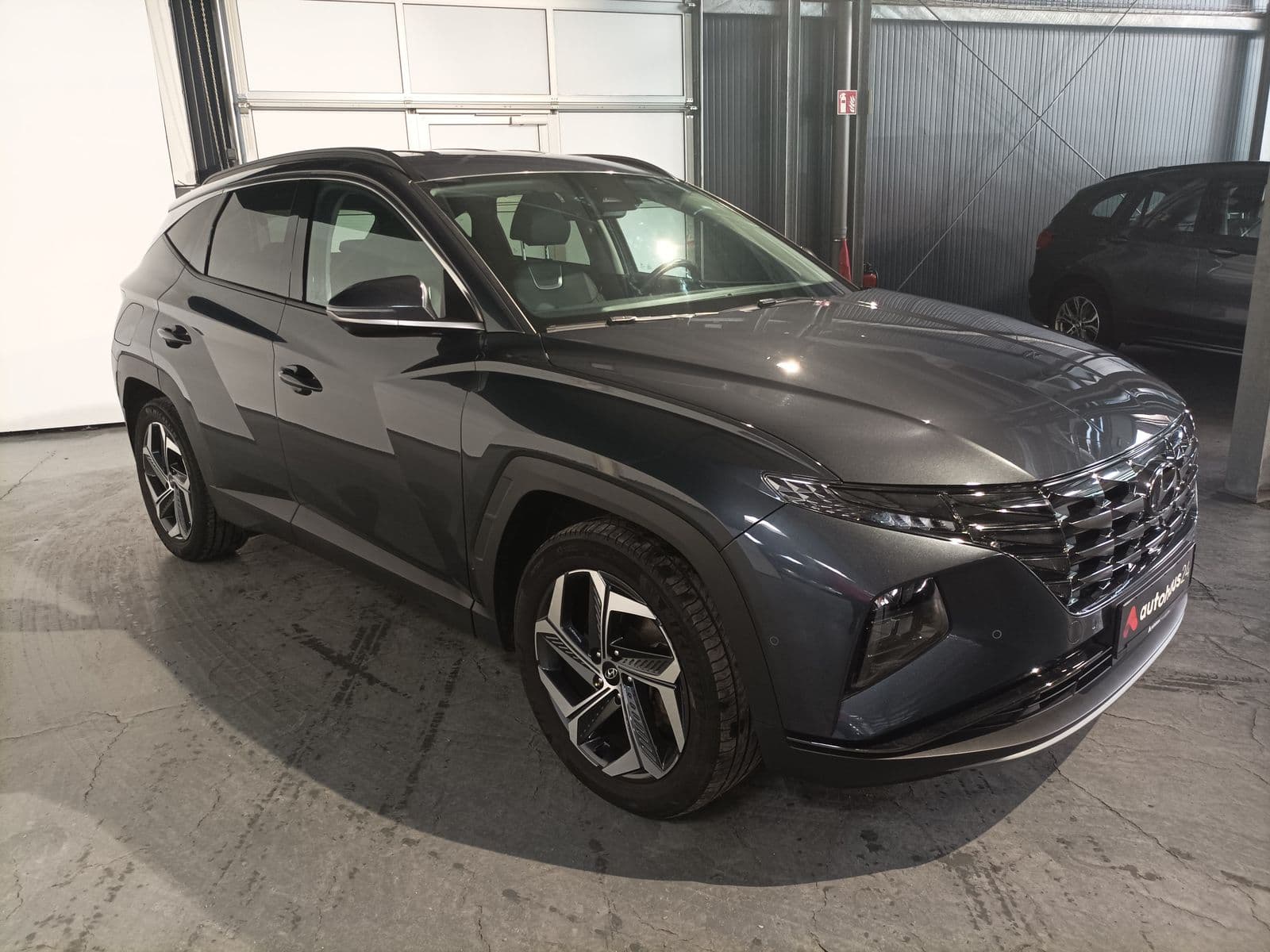 Hyundai Tucson SUV / Crossover / Geländewagen HYUNDAI Tucson 1.6 T-GDI Plug-in Hybrid 4WD Auto Sports Utility Vehicle #1