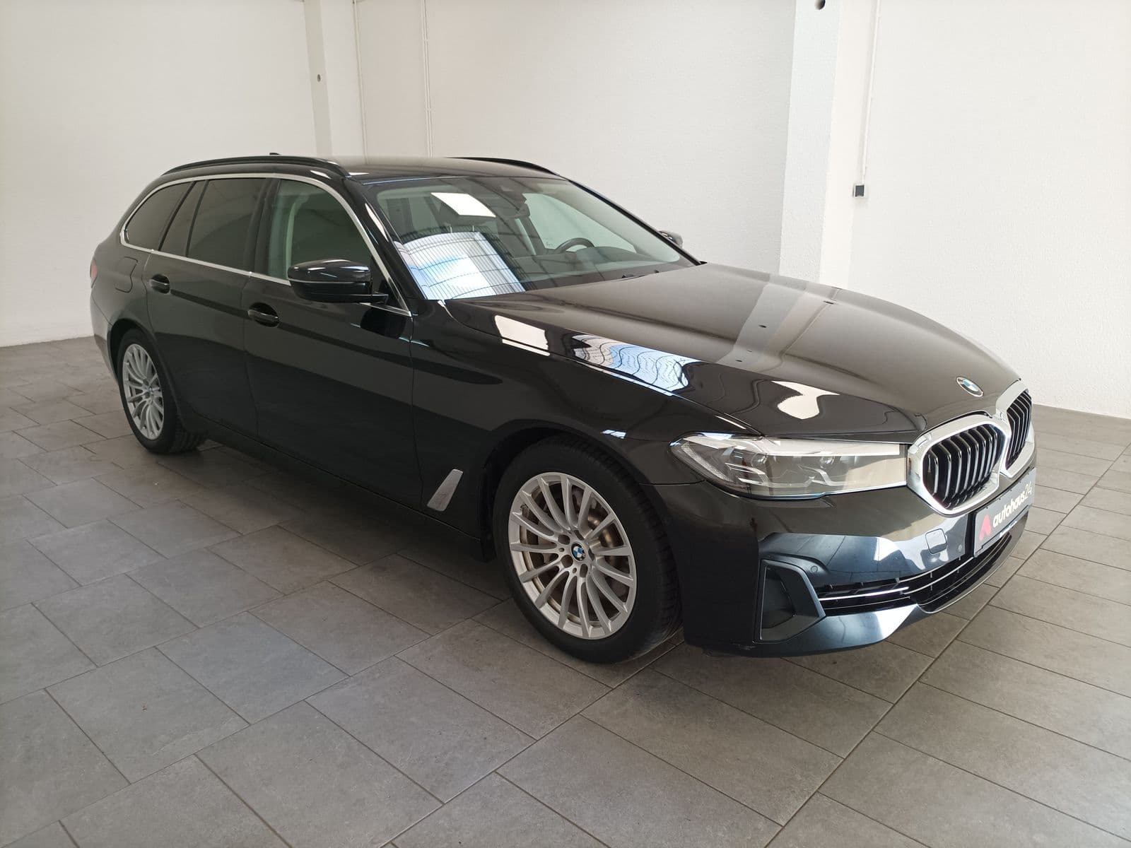 BMW 5er-Reihe Kombi BMW 5er-Reihe 530e Touring A Kombi #1