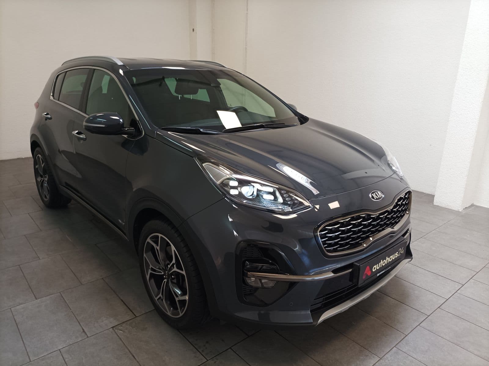 Kia Sportage SUV / Crossover / Geländewagen KIA Sportage 2.0 CRDi 185 AWD GT line Automatik Sports Utility Vehicle #1
