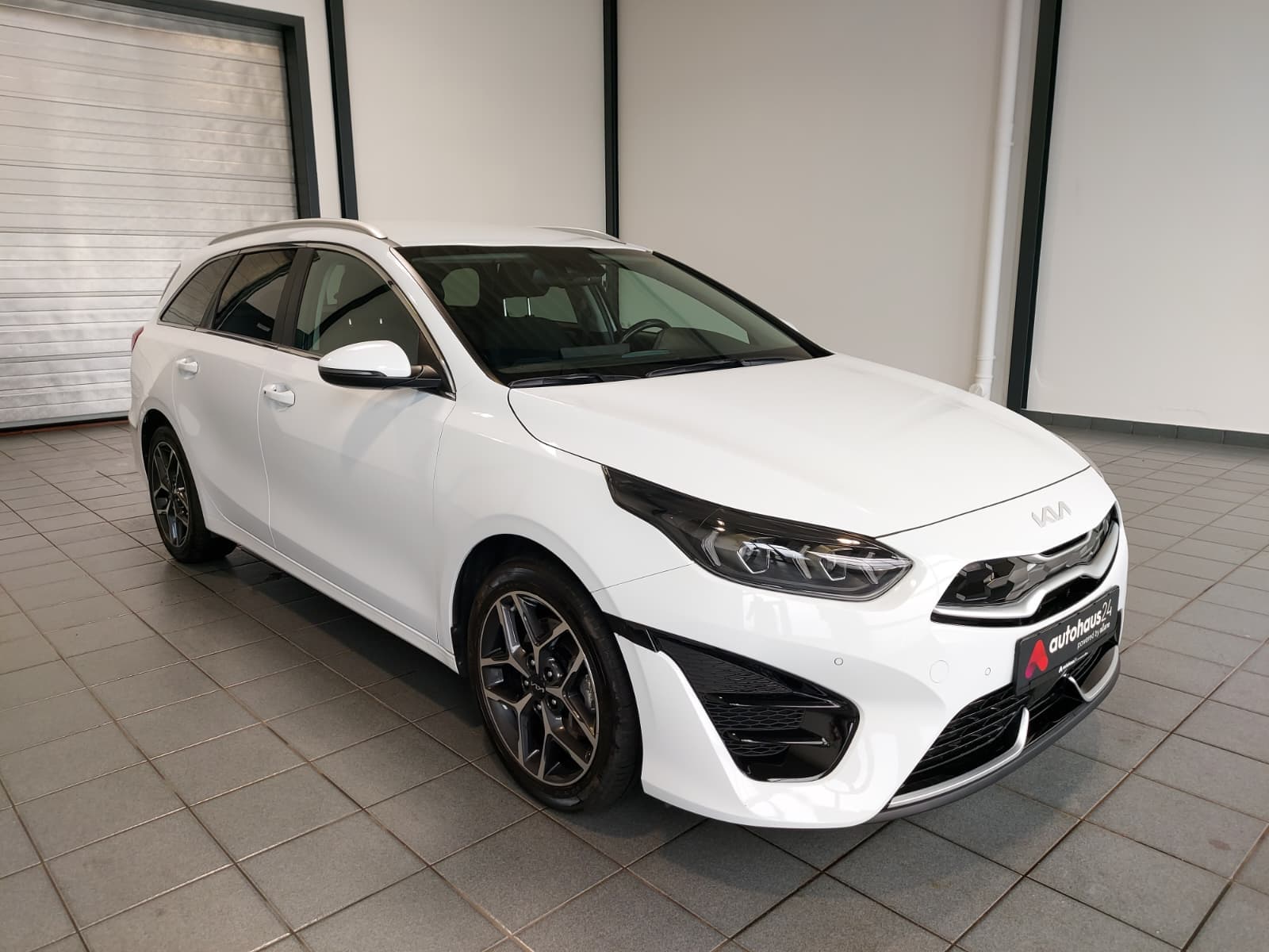 Kia Ceed Kombi KIA Ceed 1.6 GDI Plug-In Hybrid Vision Sportsw. Kombi #1