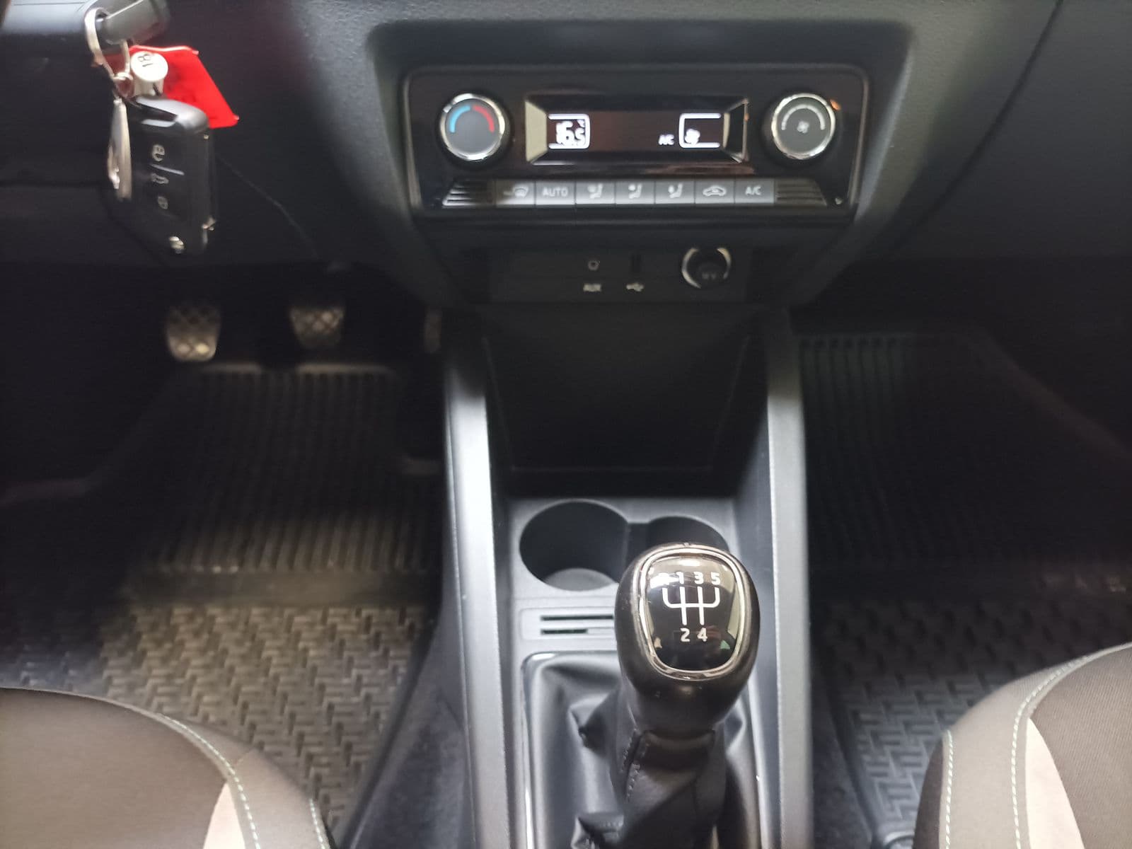 Skoda Fabia Kleinwagen Fabia 1.2 TSI Joy Green tec #14