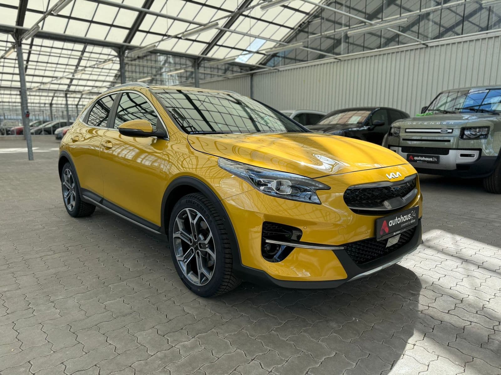 Kia XCeed SUV / Crossover / Geländewagen KIA XCeed 1.6 GDI Plug-In Hybrid DCT6 Vision Sports Utility Vehicle #1