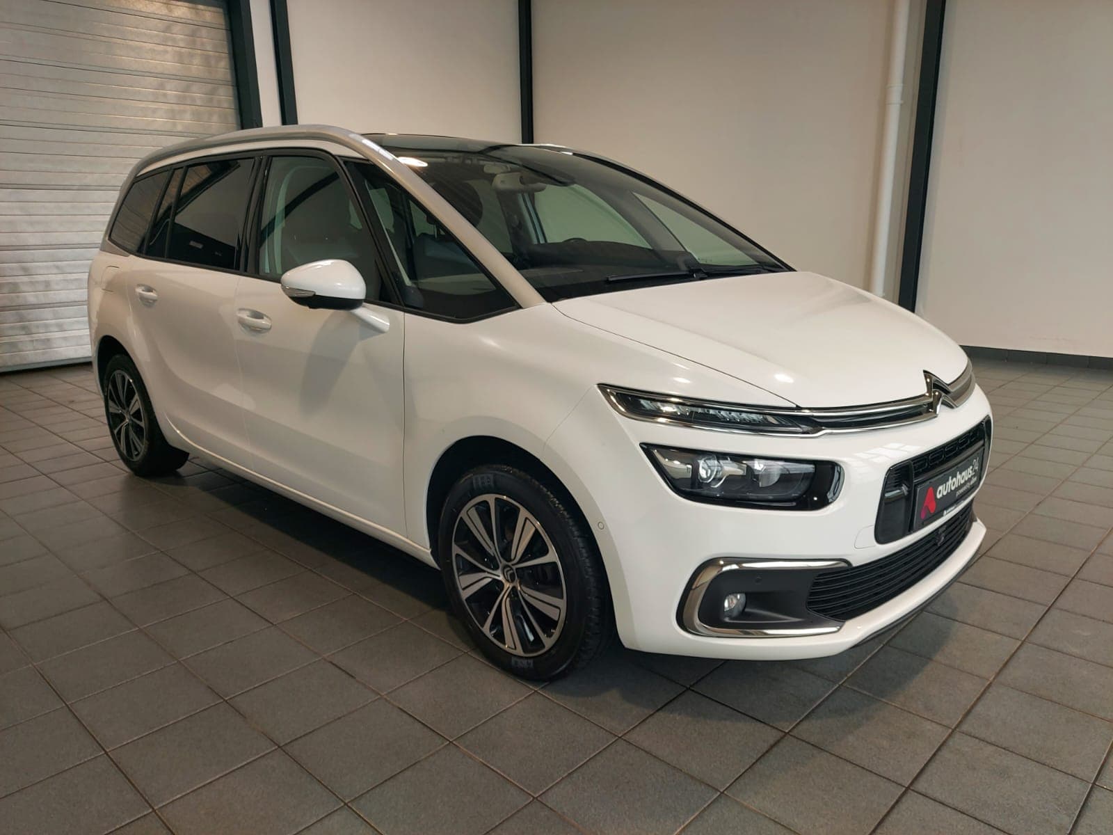 Citroën C4 Kombi CITROEN C4 Spacetourer PureTech 130 Stop&Start LIVE Kompaktvan #1