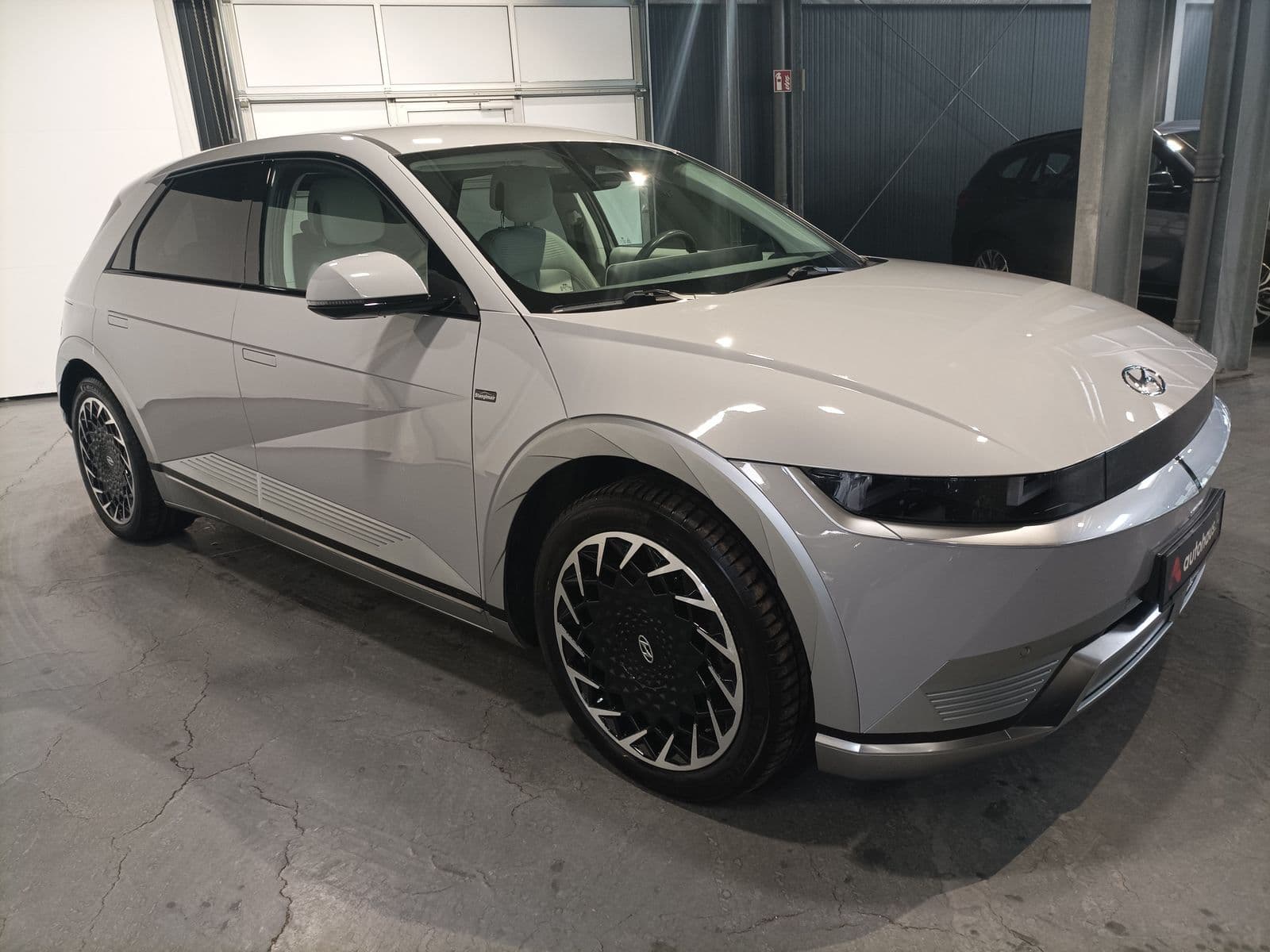 Hyundai IONIQ 5 Limousine HYUNDAI IONIQ 5 72,6 kWh 225 kW Allradantrieb Sports Utility Vehicle #1
