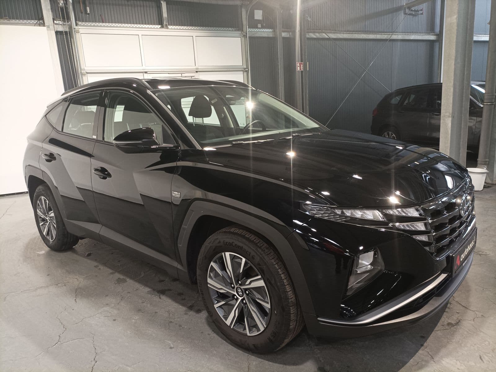 Hyundai Tucson SUV / Crossover / Geländewagen HYUNDAI Tucson 1.6 T-GDI Pure Sports Utility Vehicle #1